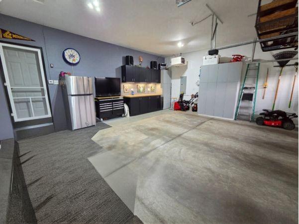 2040 Diamond Lane