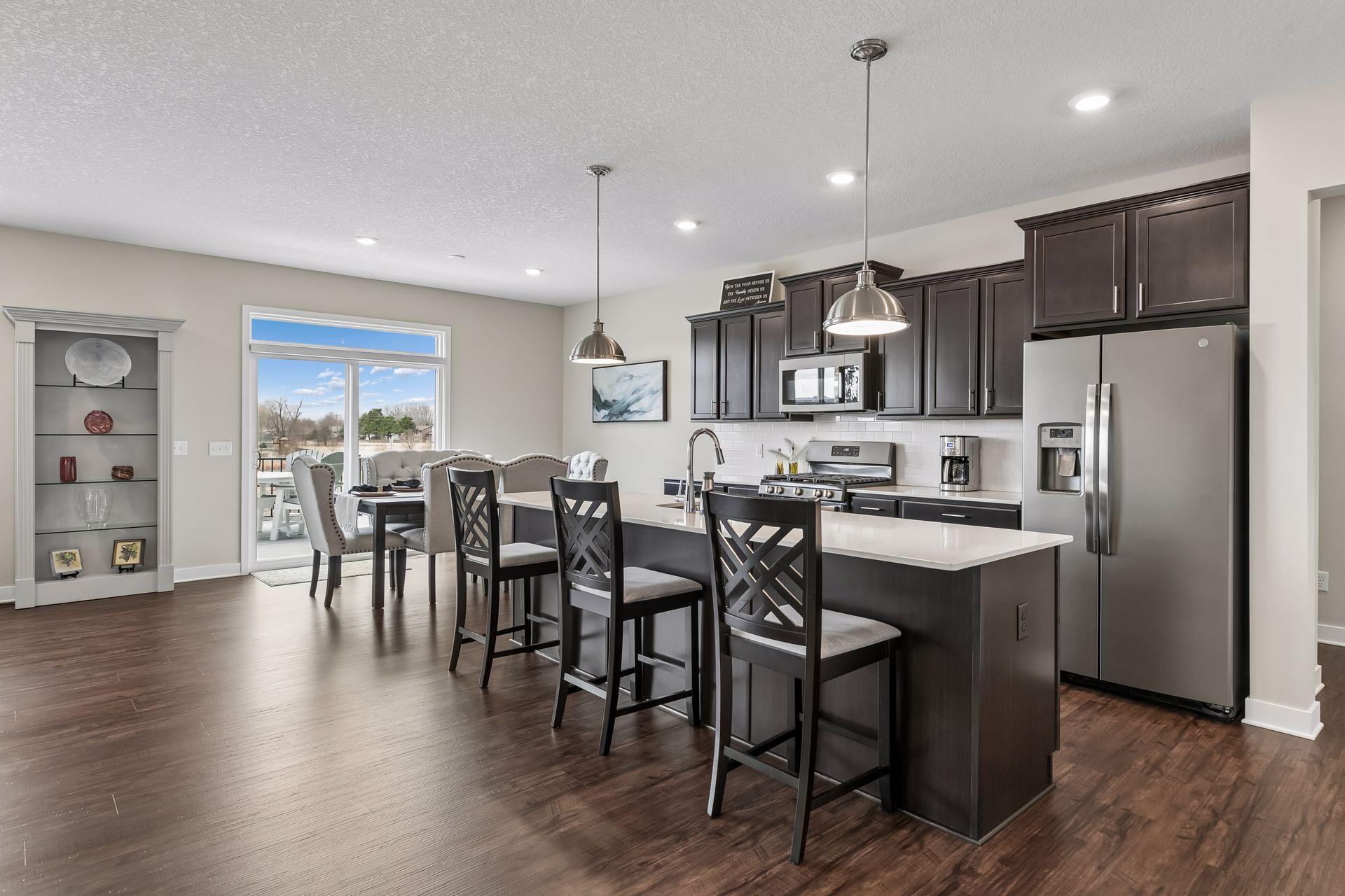 2040 Diamond Lane