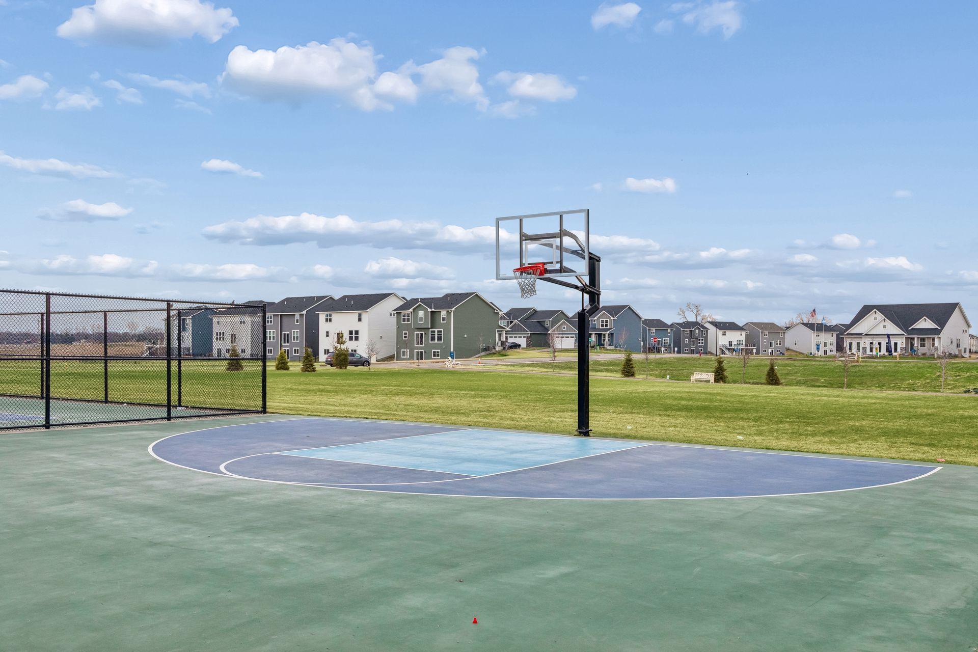 2040 Diamond Lane