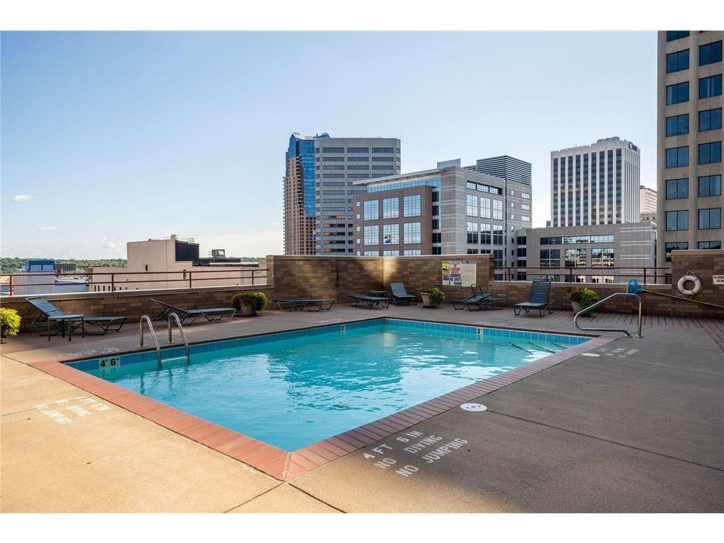 66 9th Street E Unit: 1605
