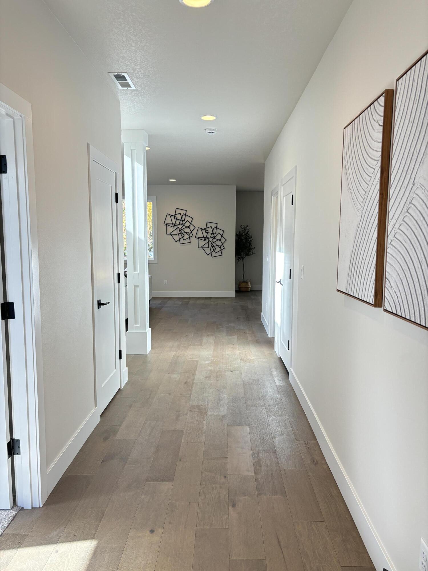 1885 NE Neveah Lane, Lot 5