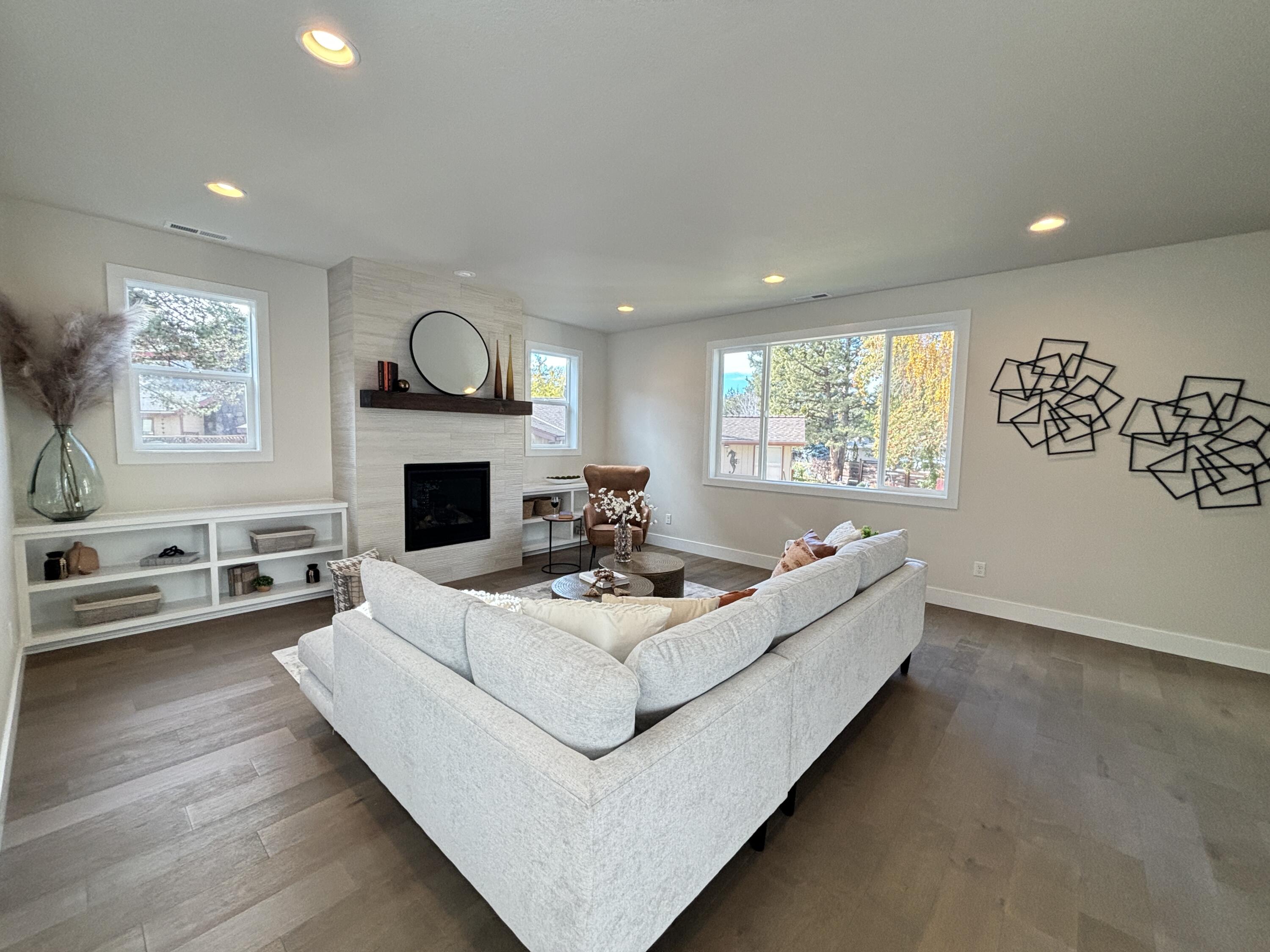 1885 NE Neveah Lane, Lot 5