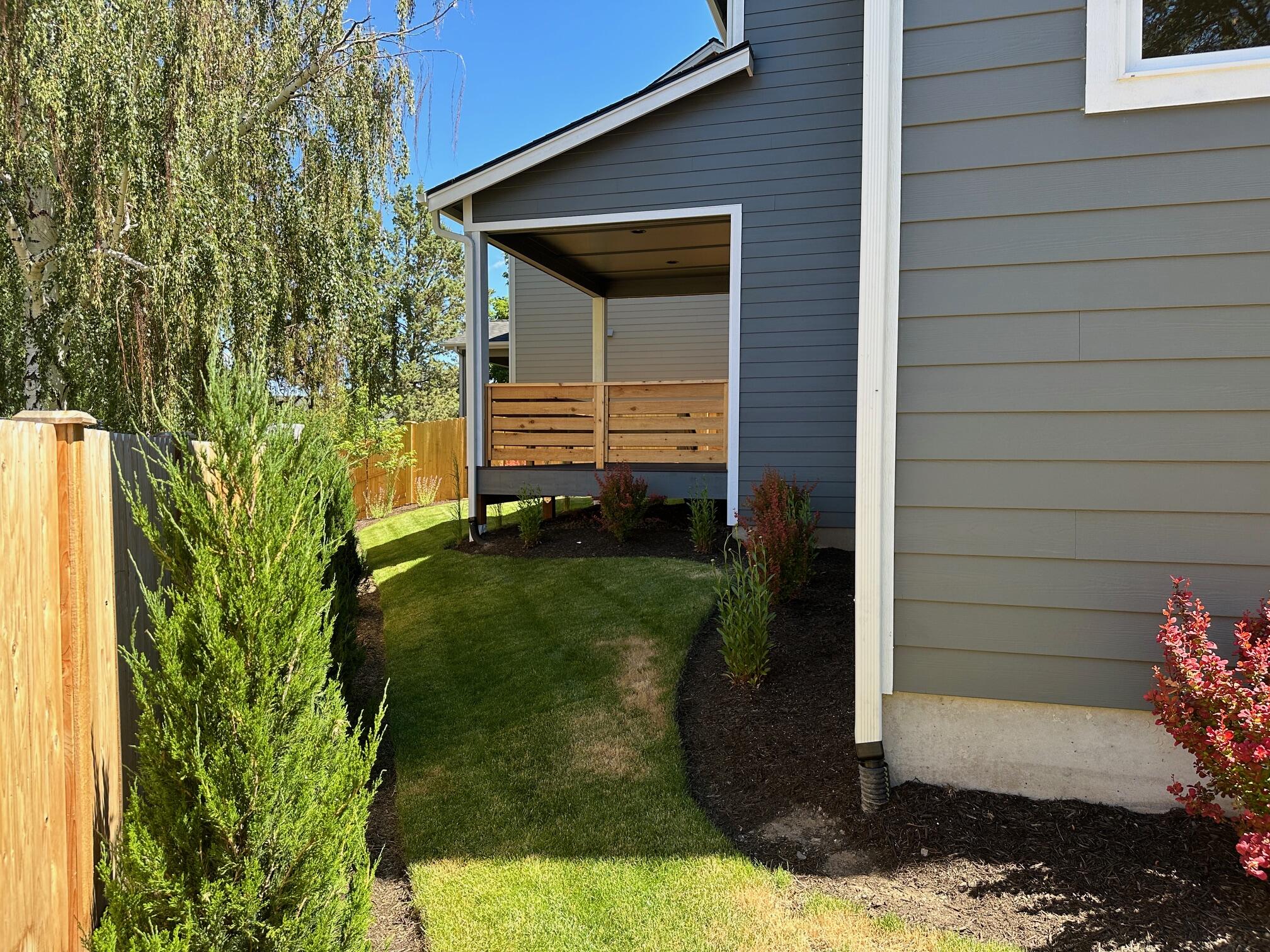 1885 NE Neveah Lane, Lot 5