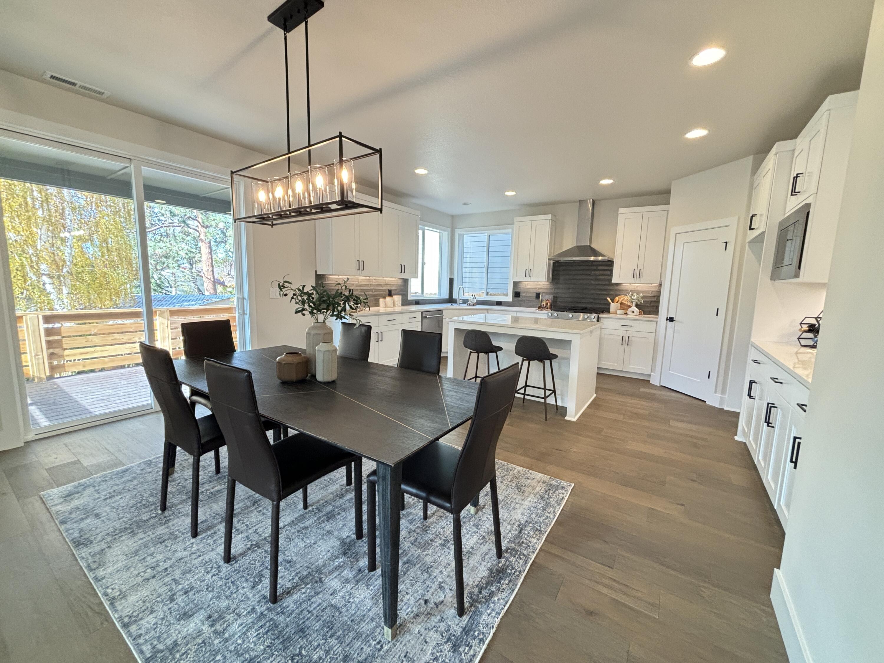 1885 NE Neveah Lane, Lot 5