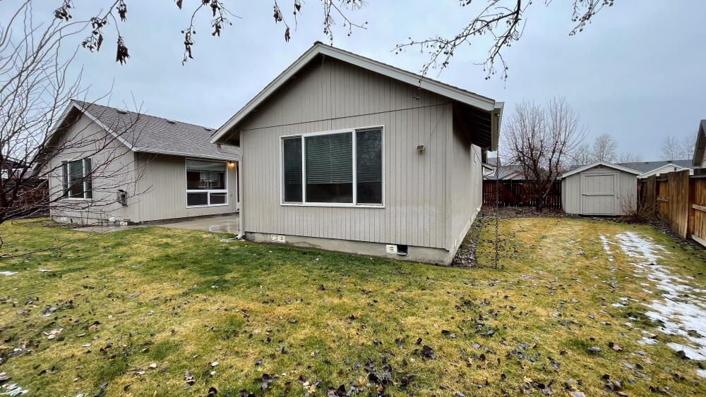 2150 NW Poplar Avenue