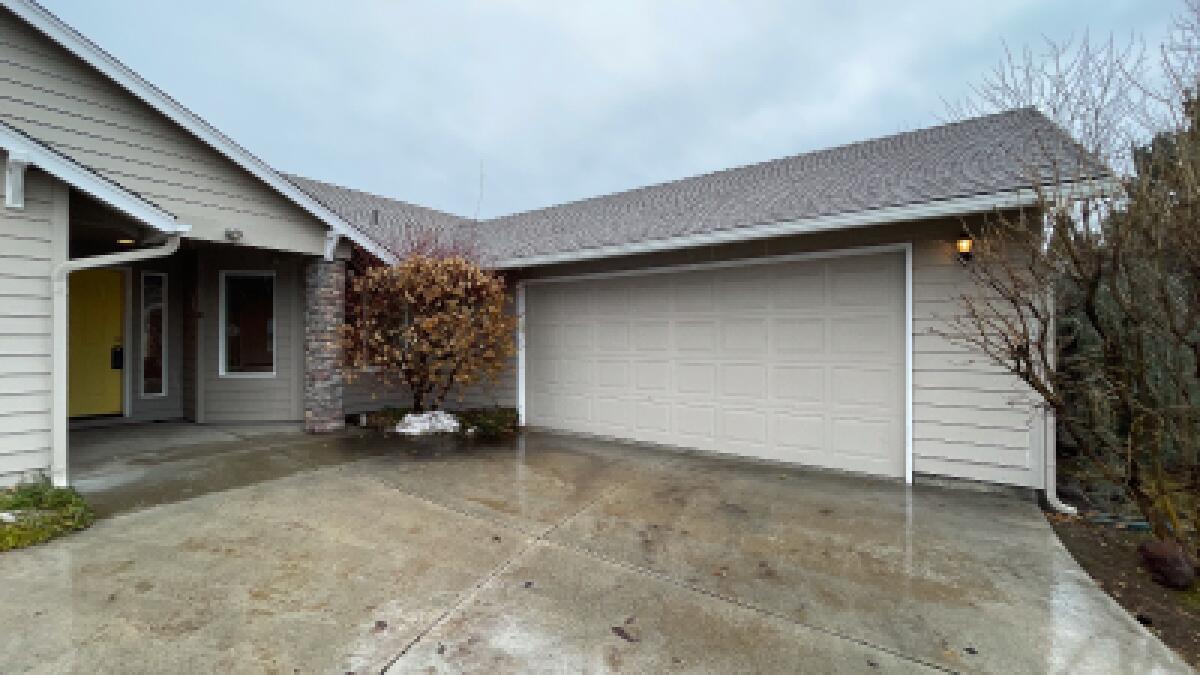 2150 NW Poplar Avenue