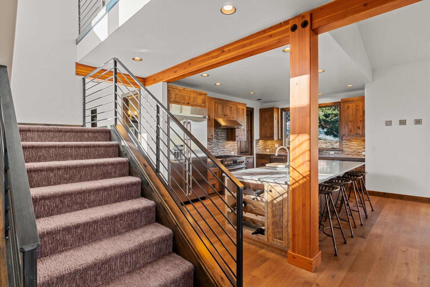 1572 NW Wild Rye Circle