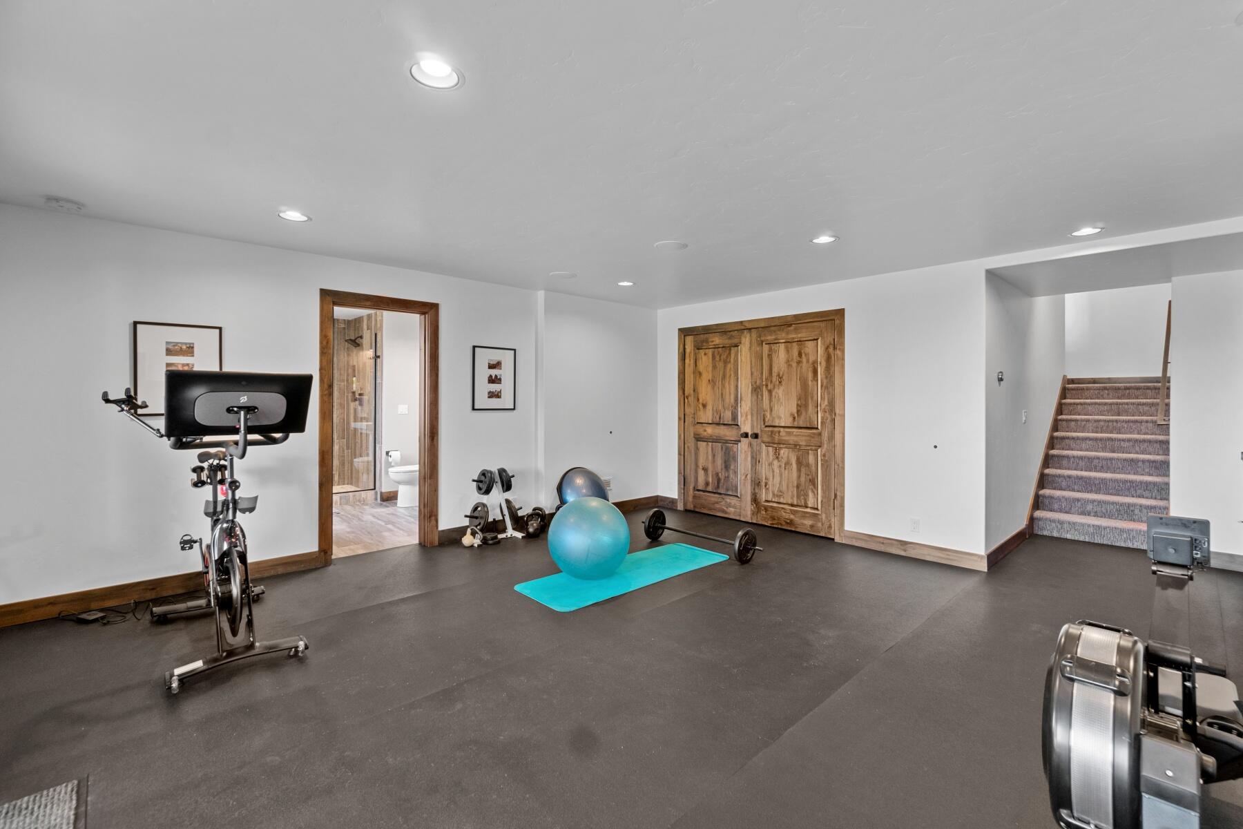 1572 NW Wild Rye Circle