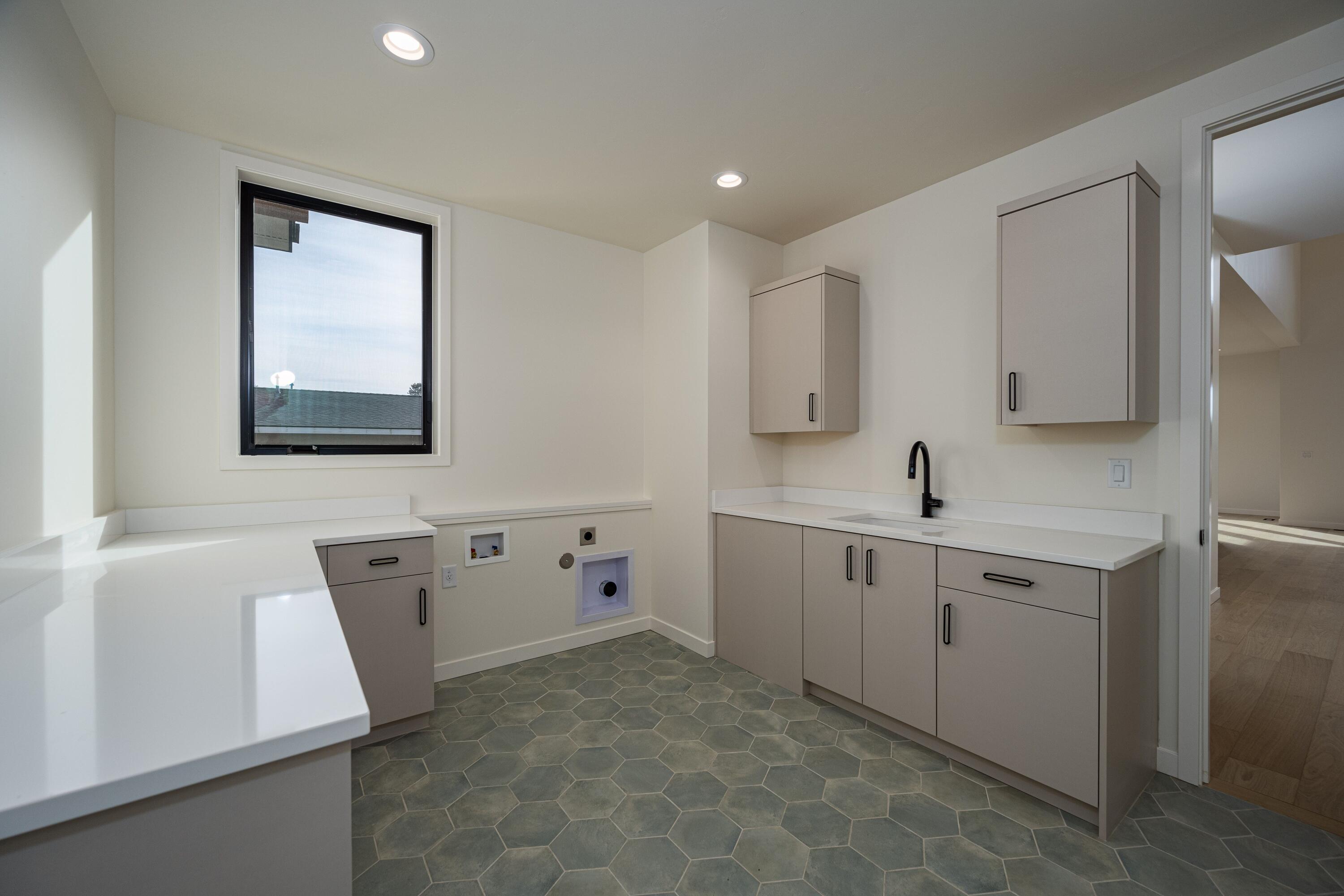 1255 NW Stanhope Way