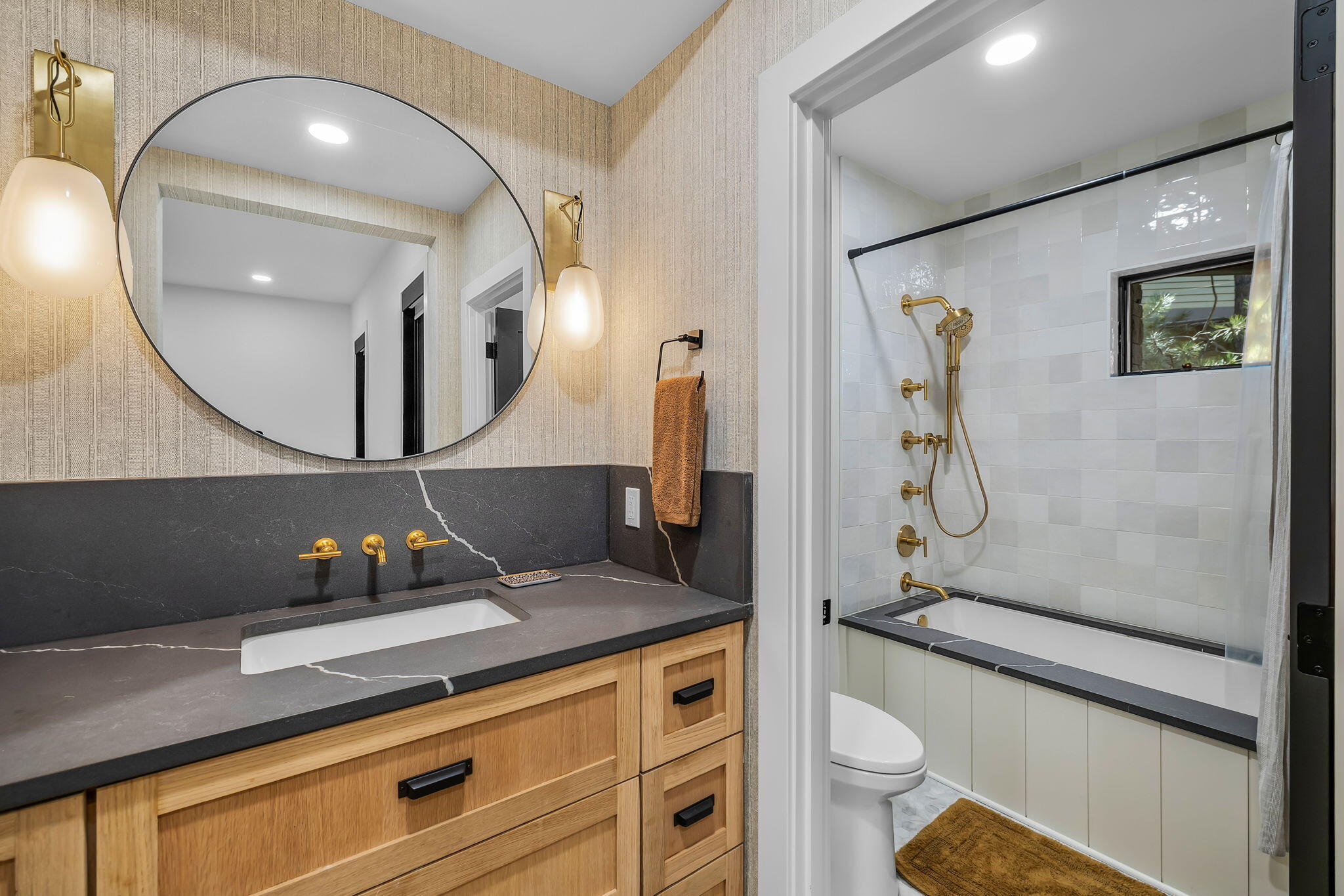 19239 Green Lakes Loop