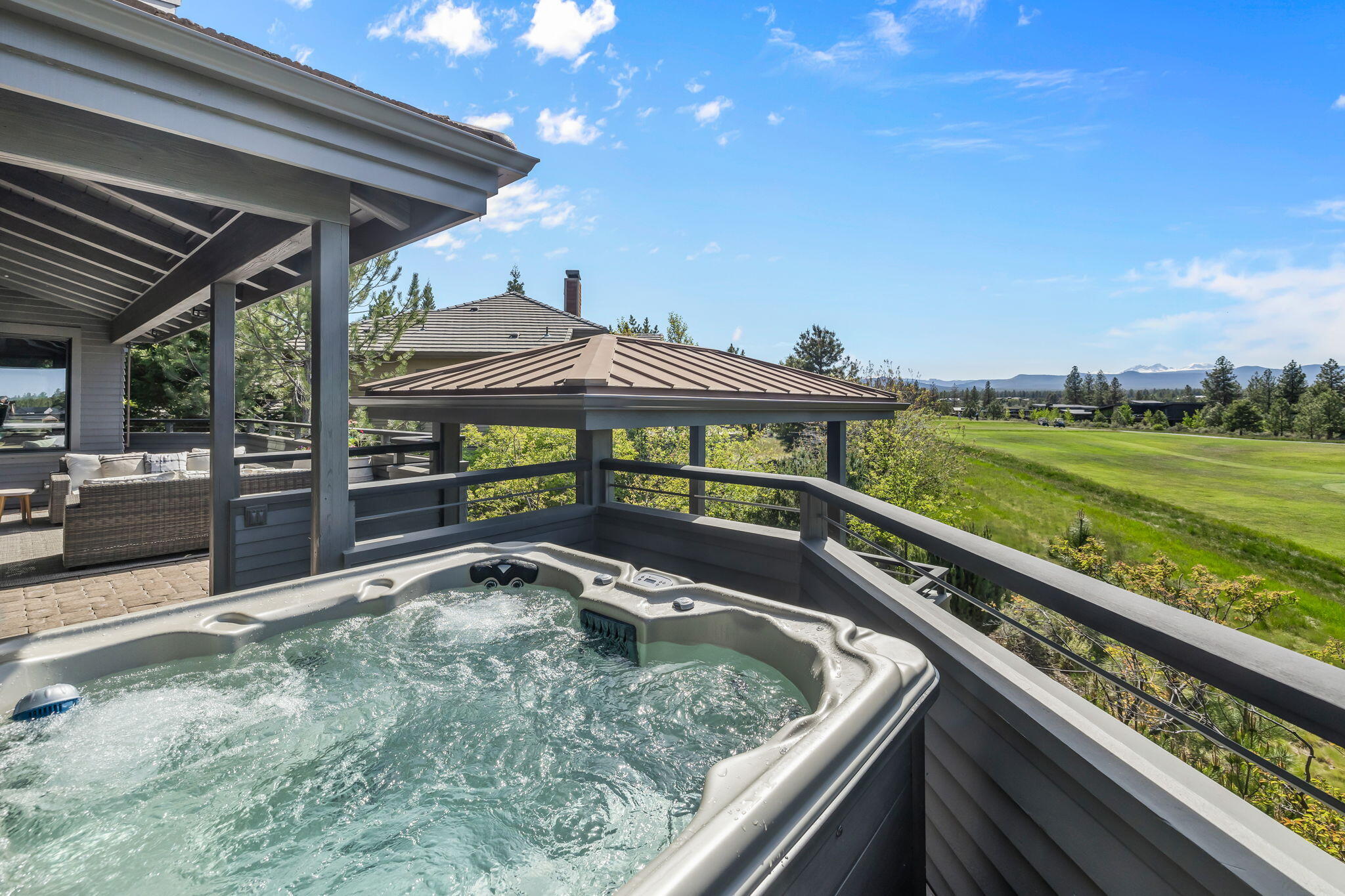 19239 Green Lakes Loop