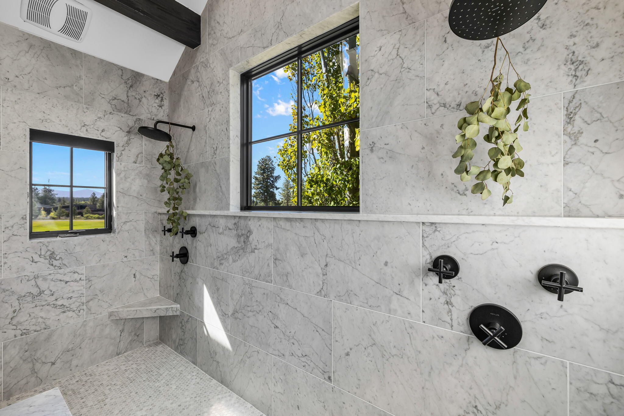 19239 Green Lakes Loop