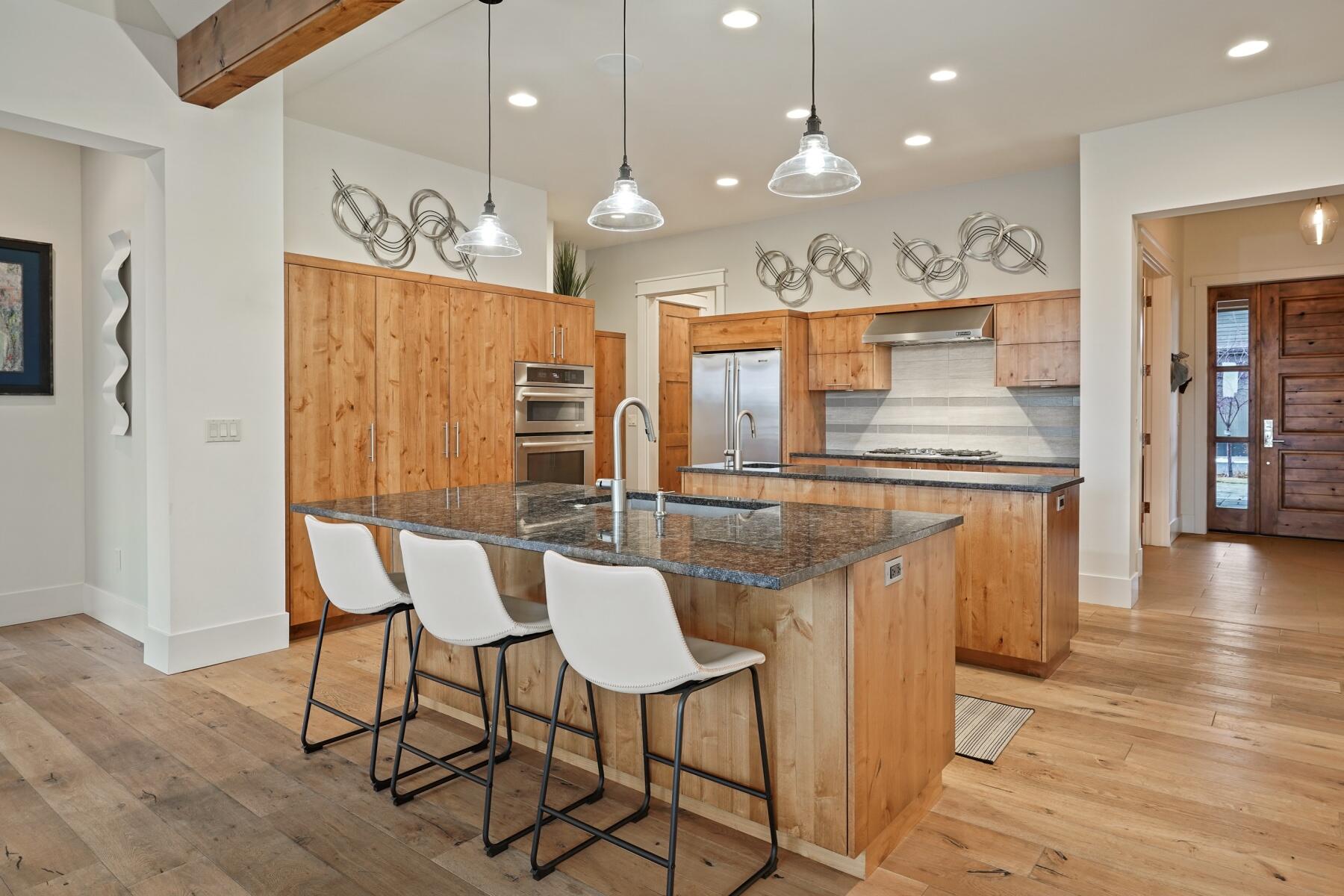 61353 Triple Knot Road