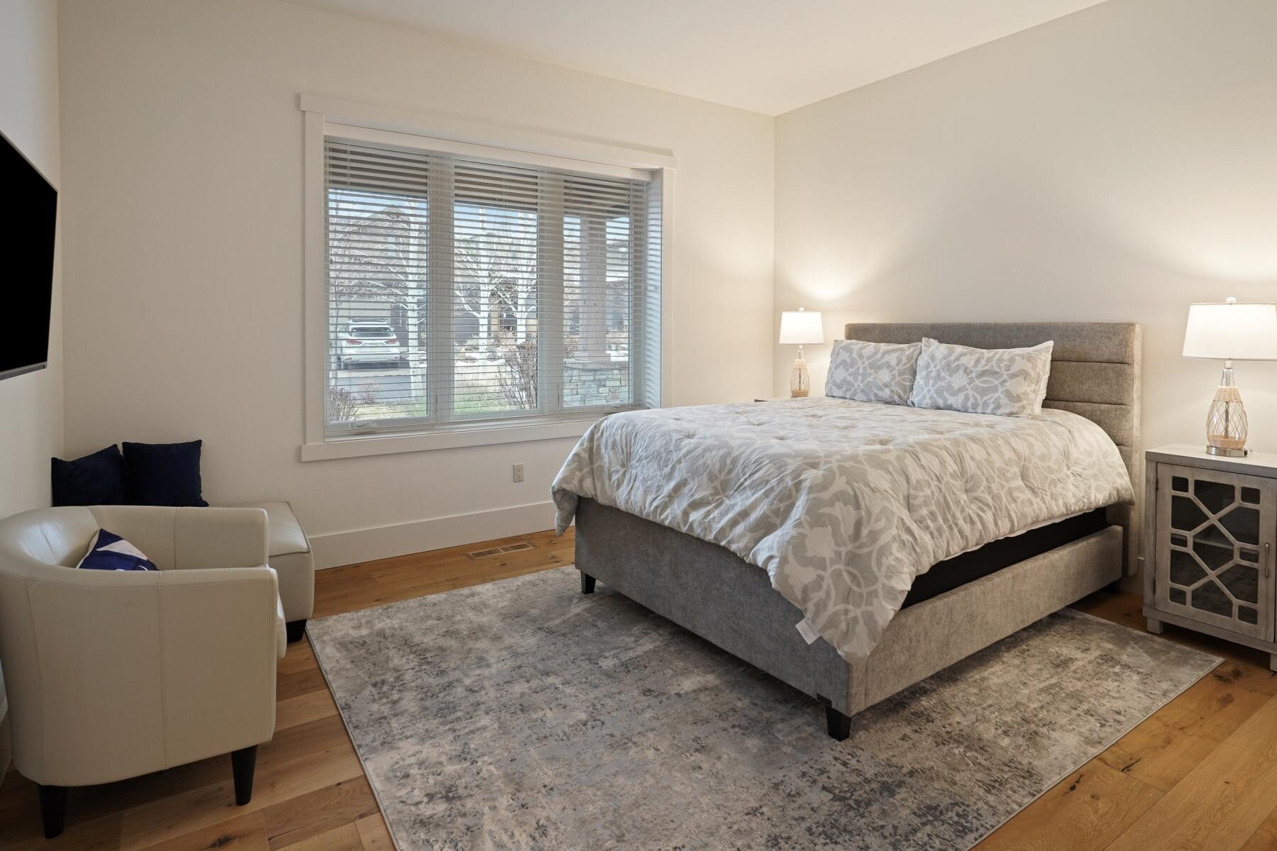 61353 Triple Knot Road