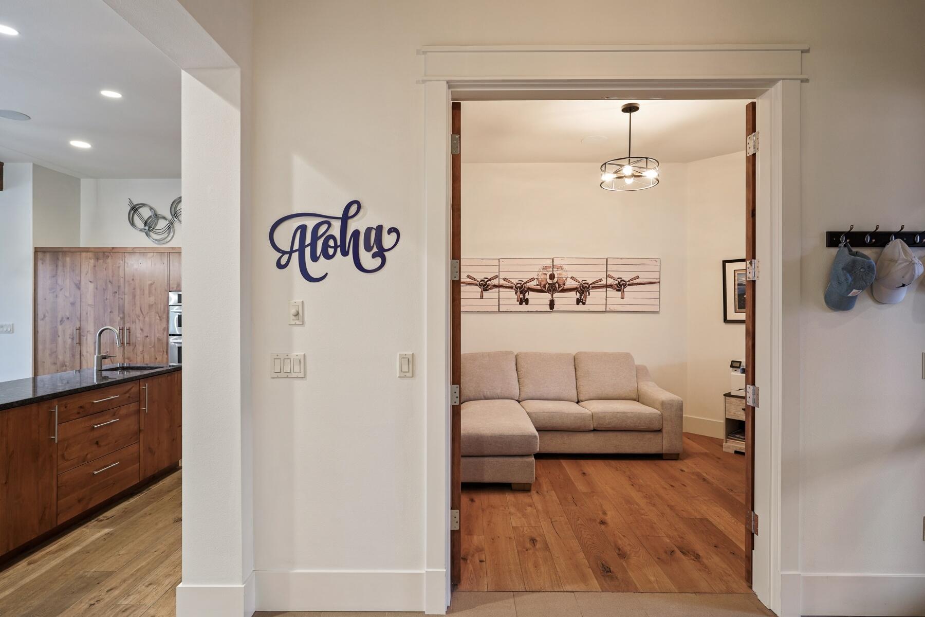 61353 Triple Knot Road