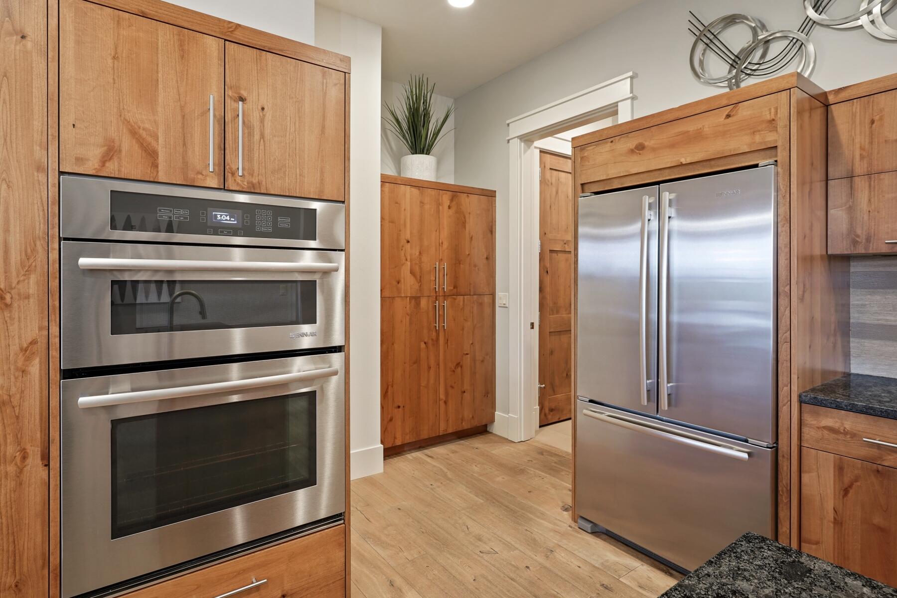 61353 Triple Knot Road