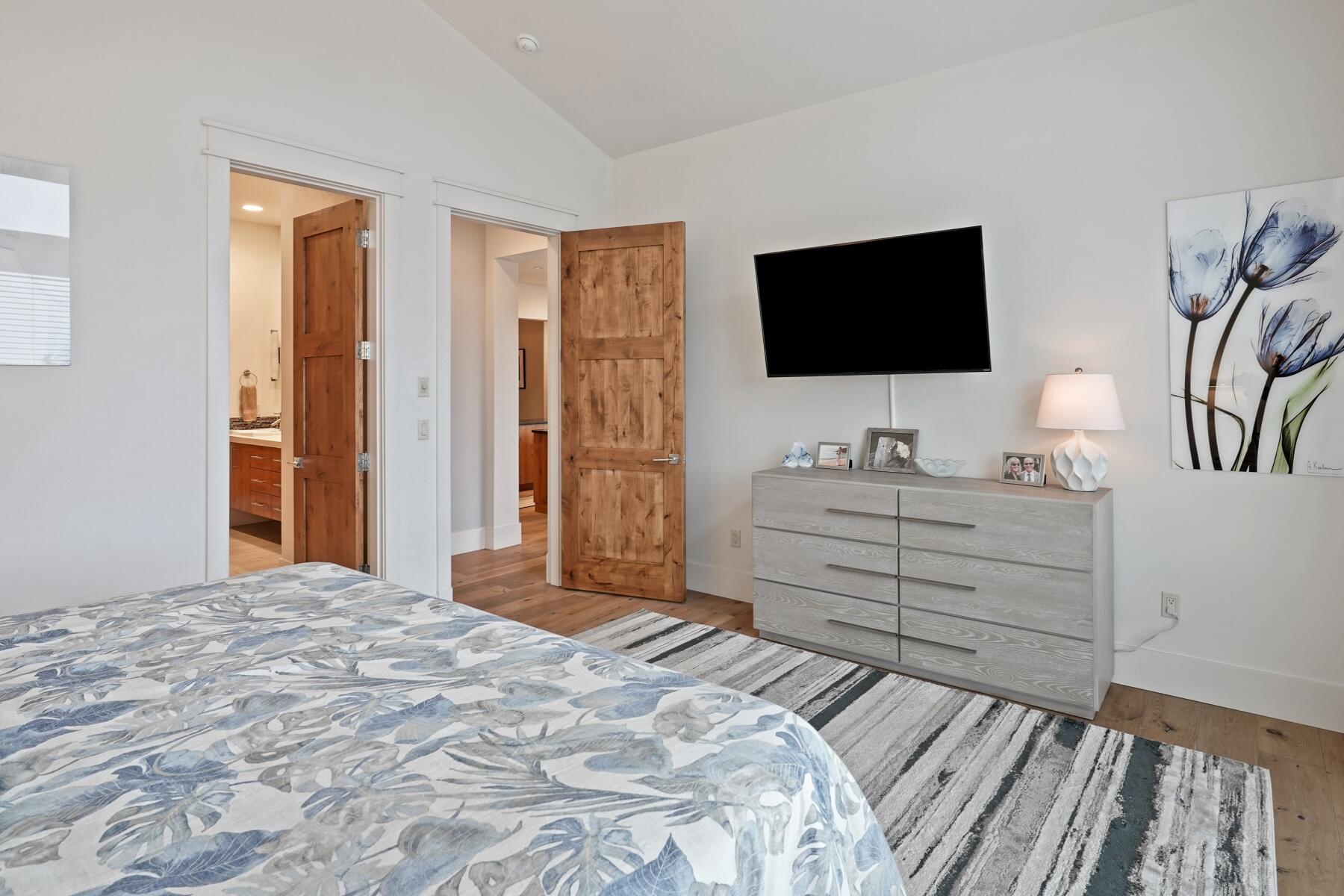 61353 Triple Knot Road