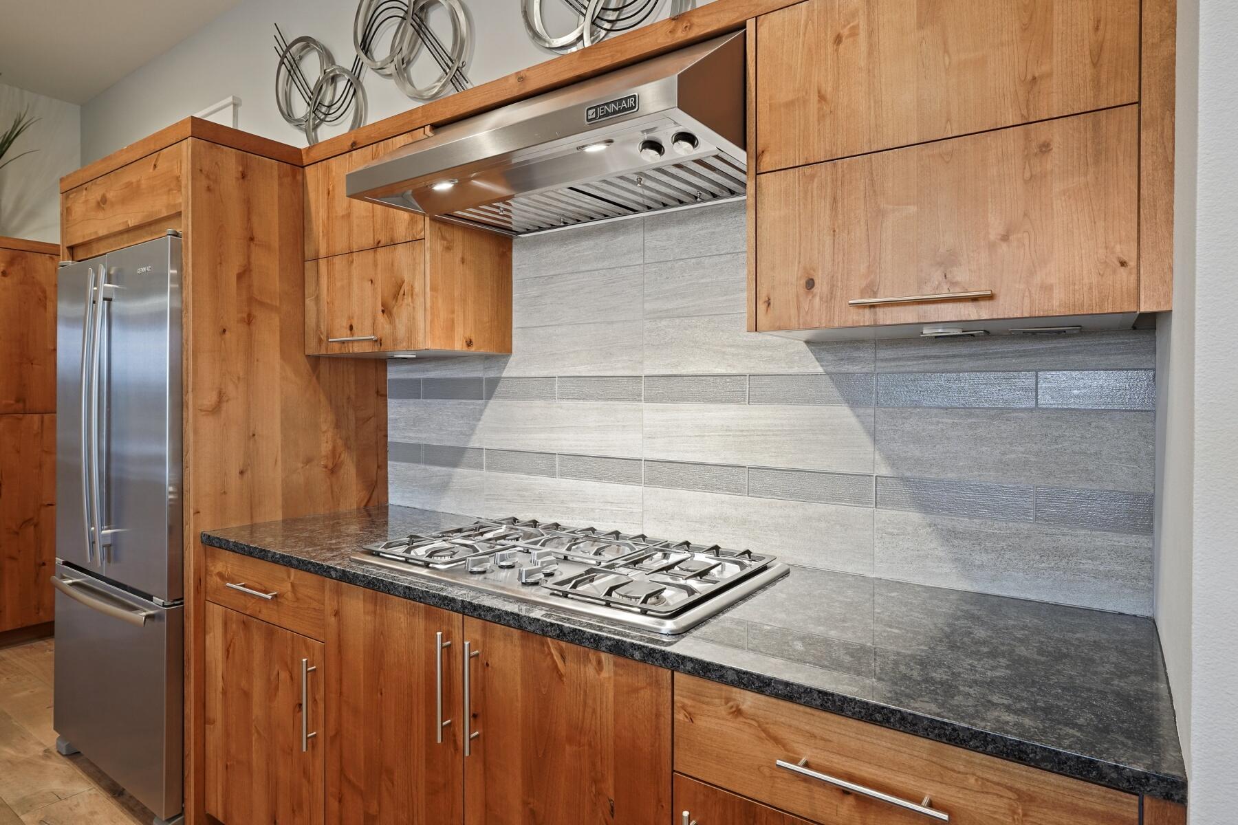 61353 Triple Knot Road