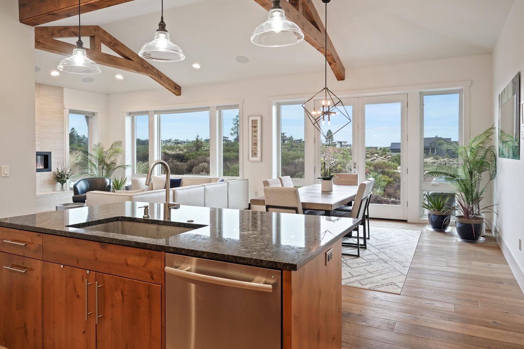 61353 Triple Knot Road