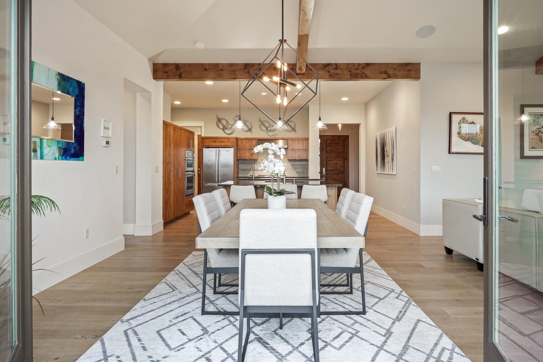 61353 Triple Knot Road