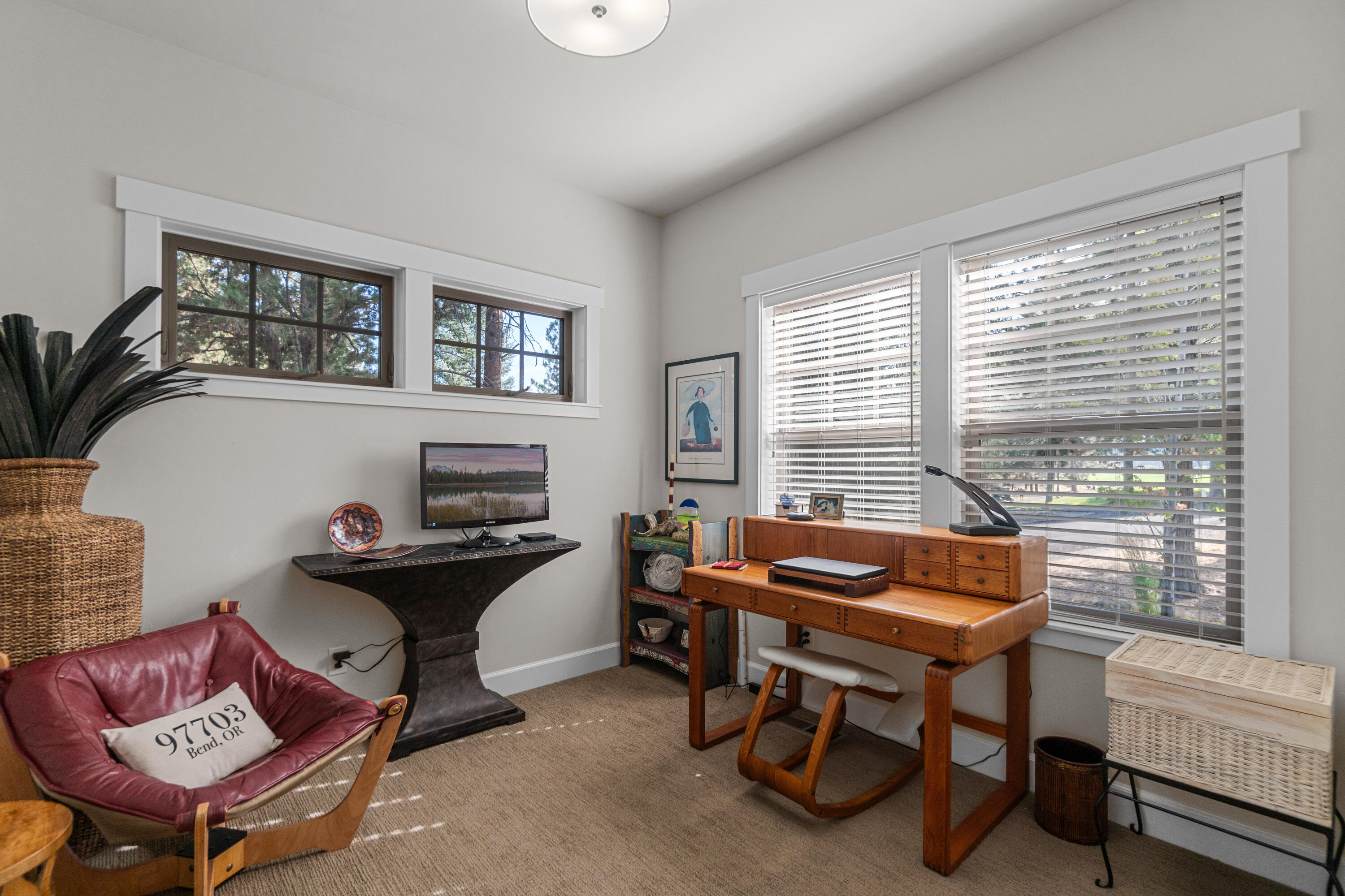 2681 NW Champion Circle