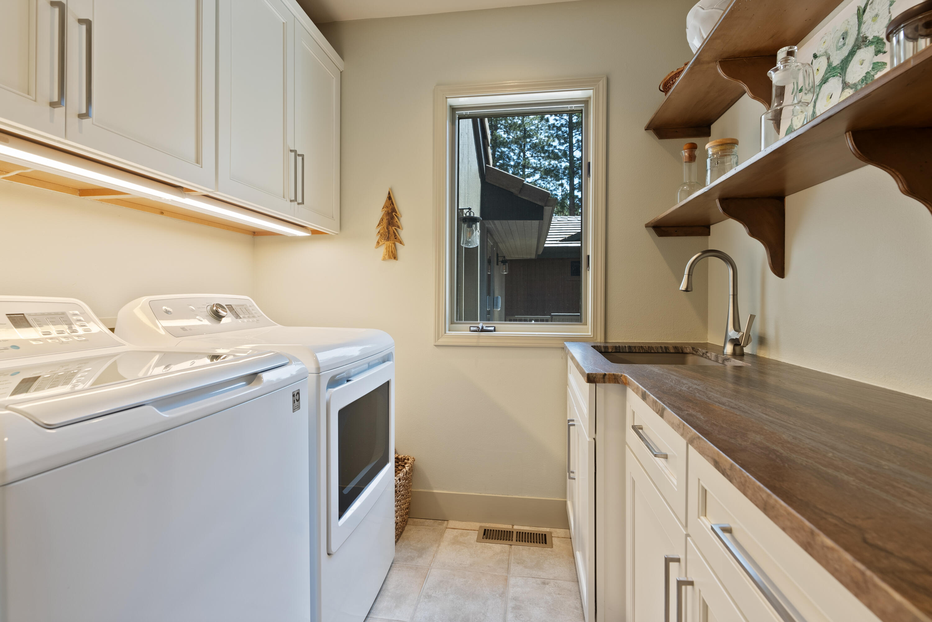 19365 Soda Springs Drive