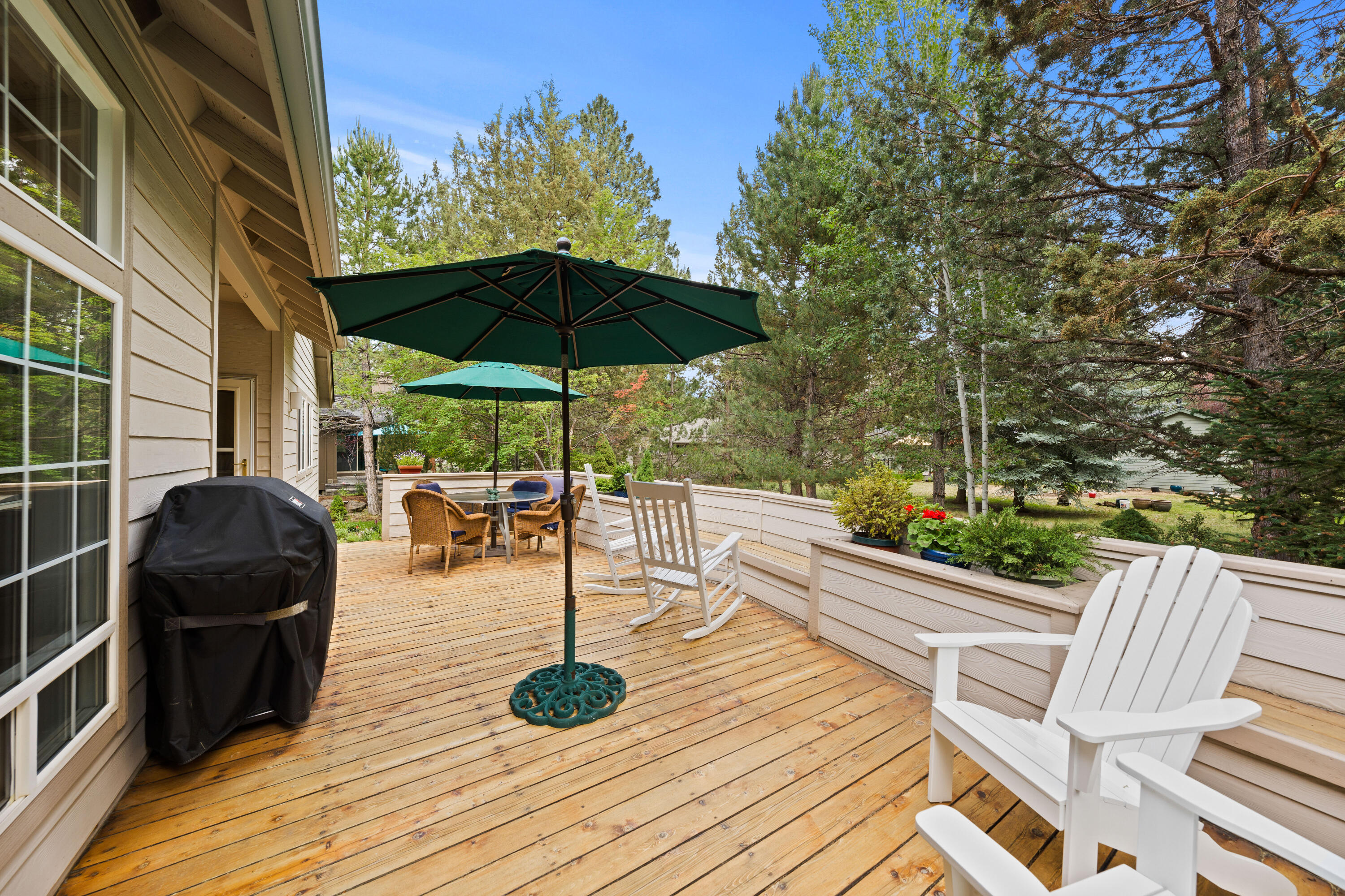 2697 NW Whitworth Way