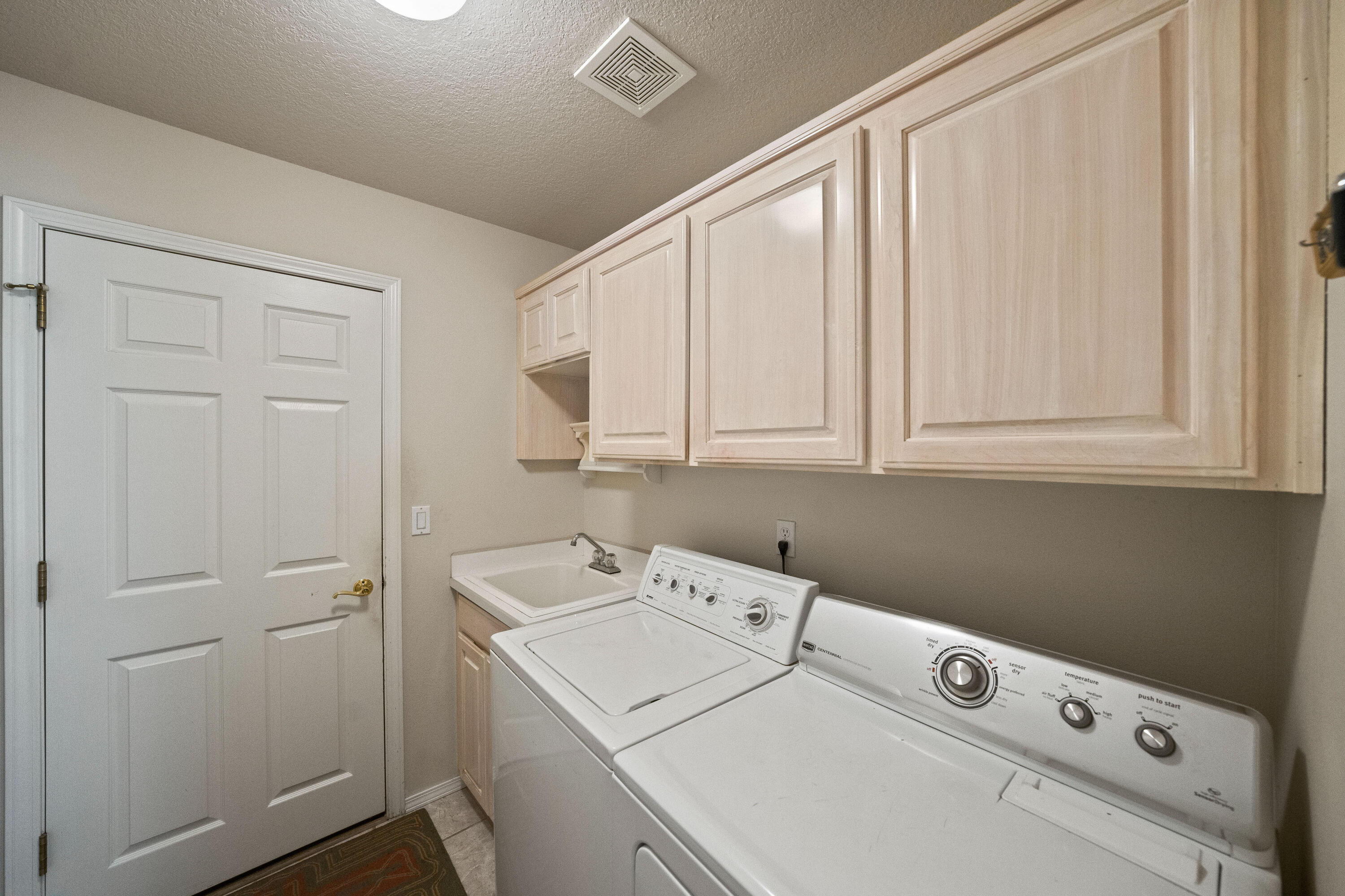 2697 NW Whitworth Way