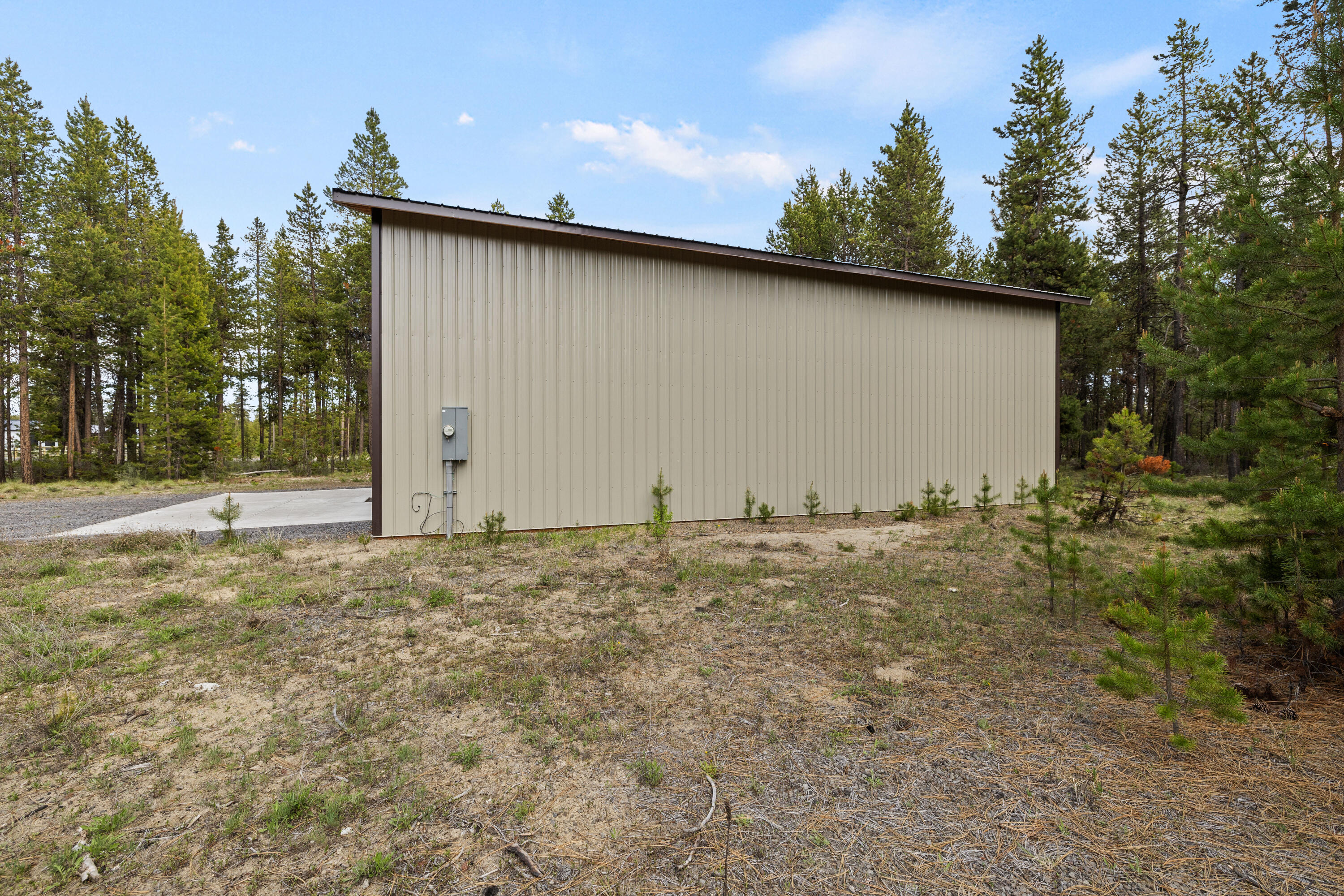 17049 Laguna Road