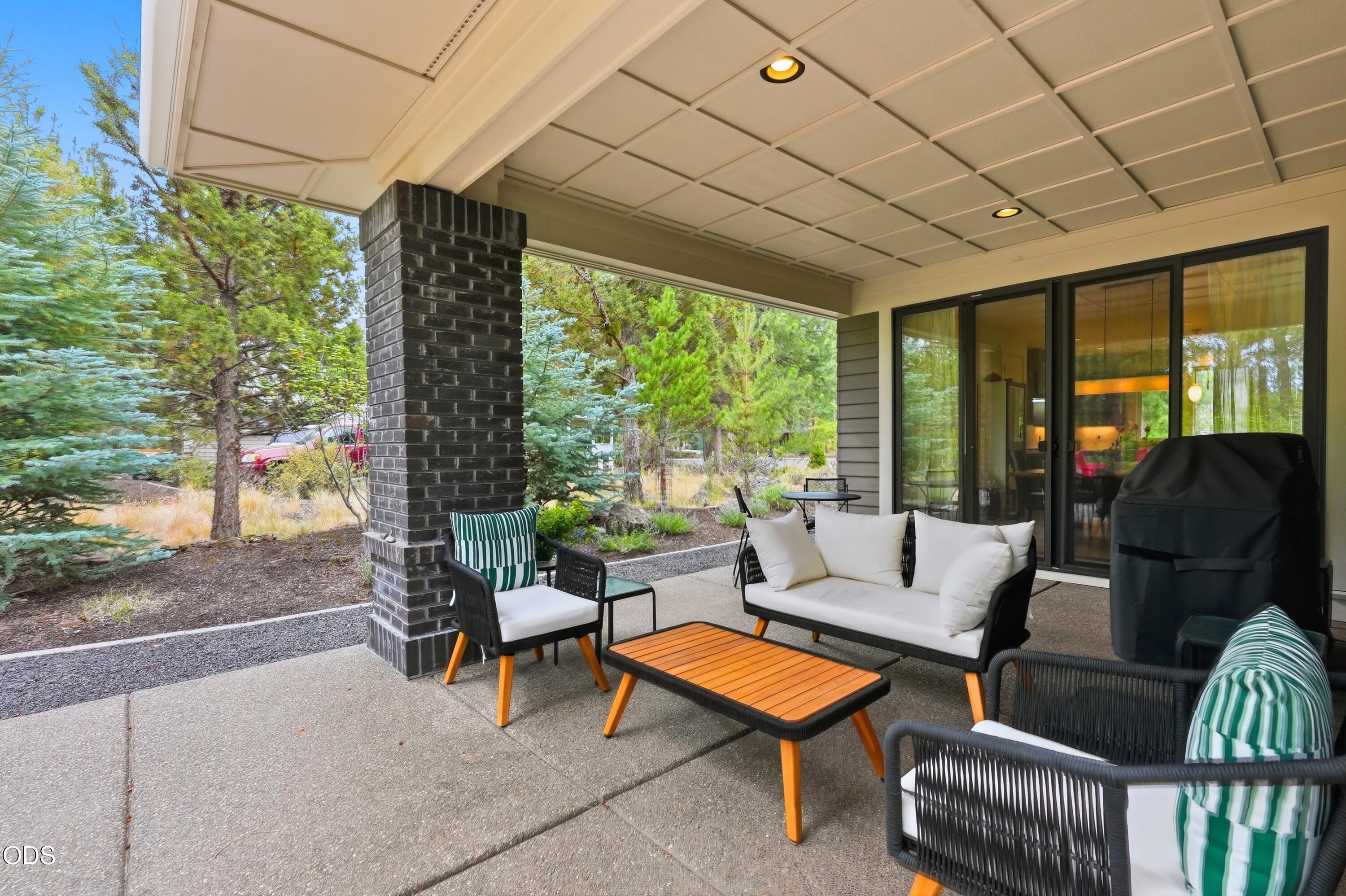 2966 NW Meldrum Court