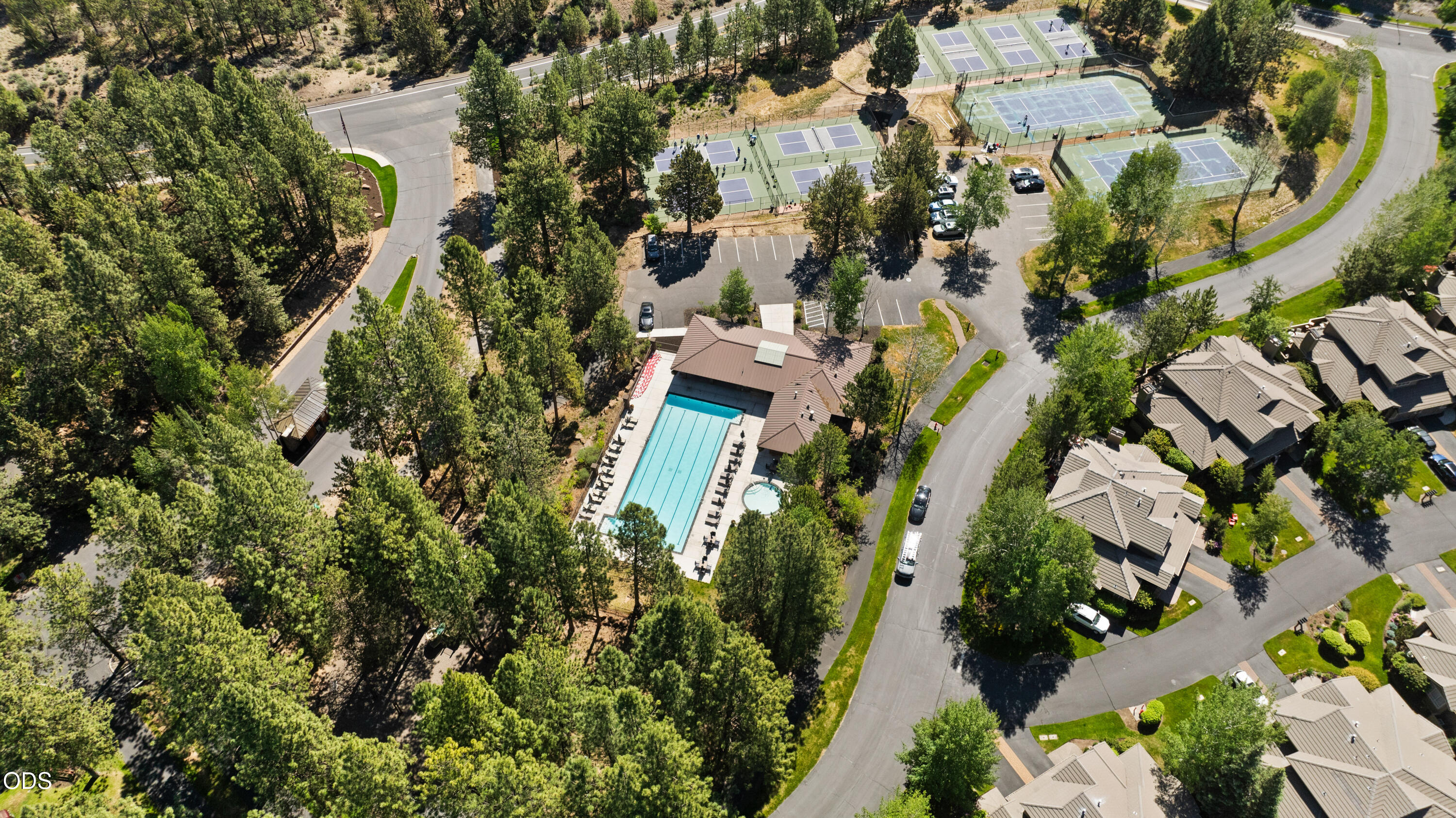 61927 Fall Creek Loop