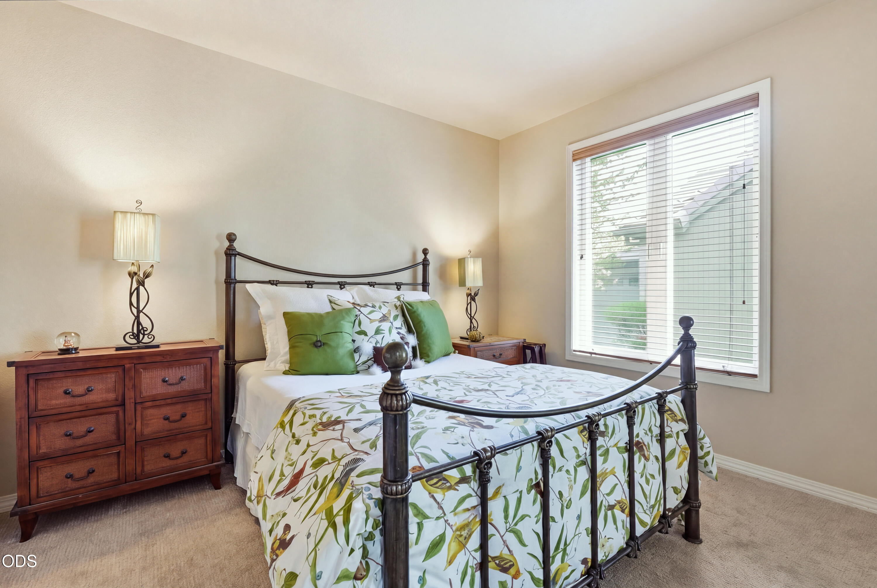 61927 Fall Creek Loop