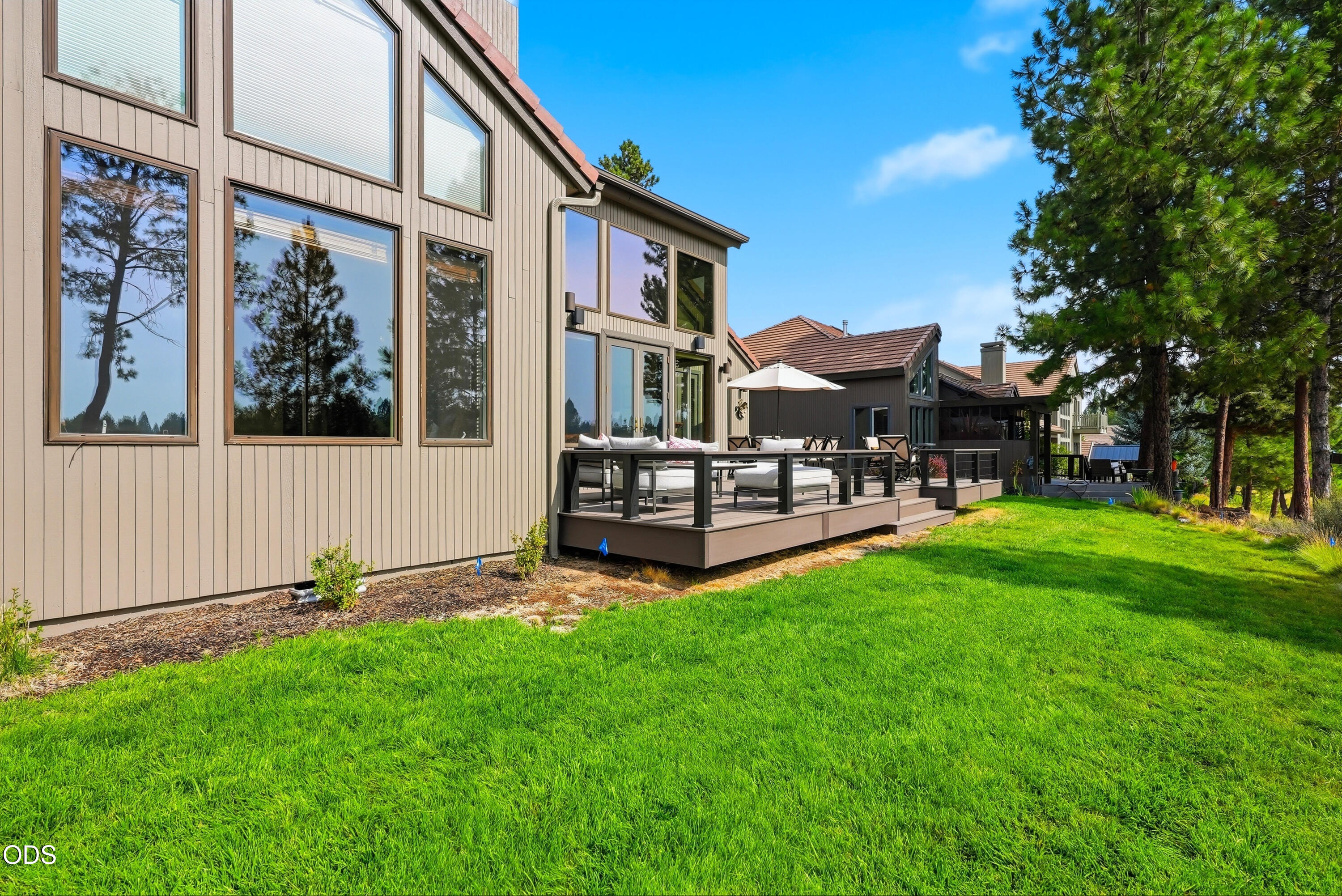 61927 Fall Creek Loop