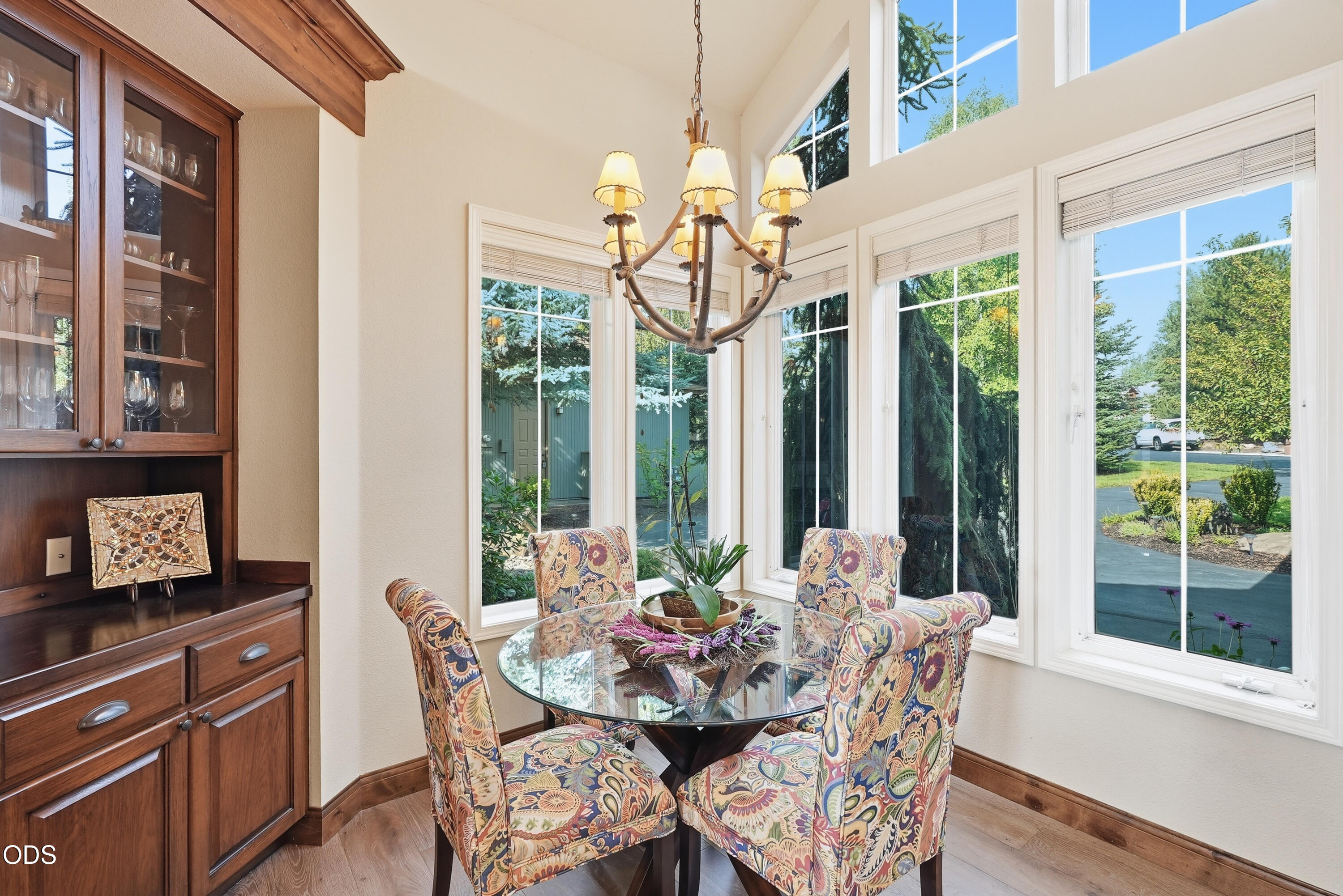 61927 Fall Creek Loop