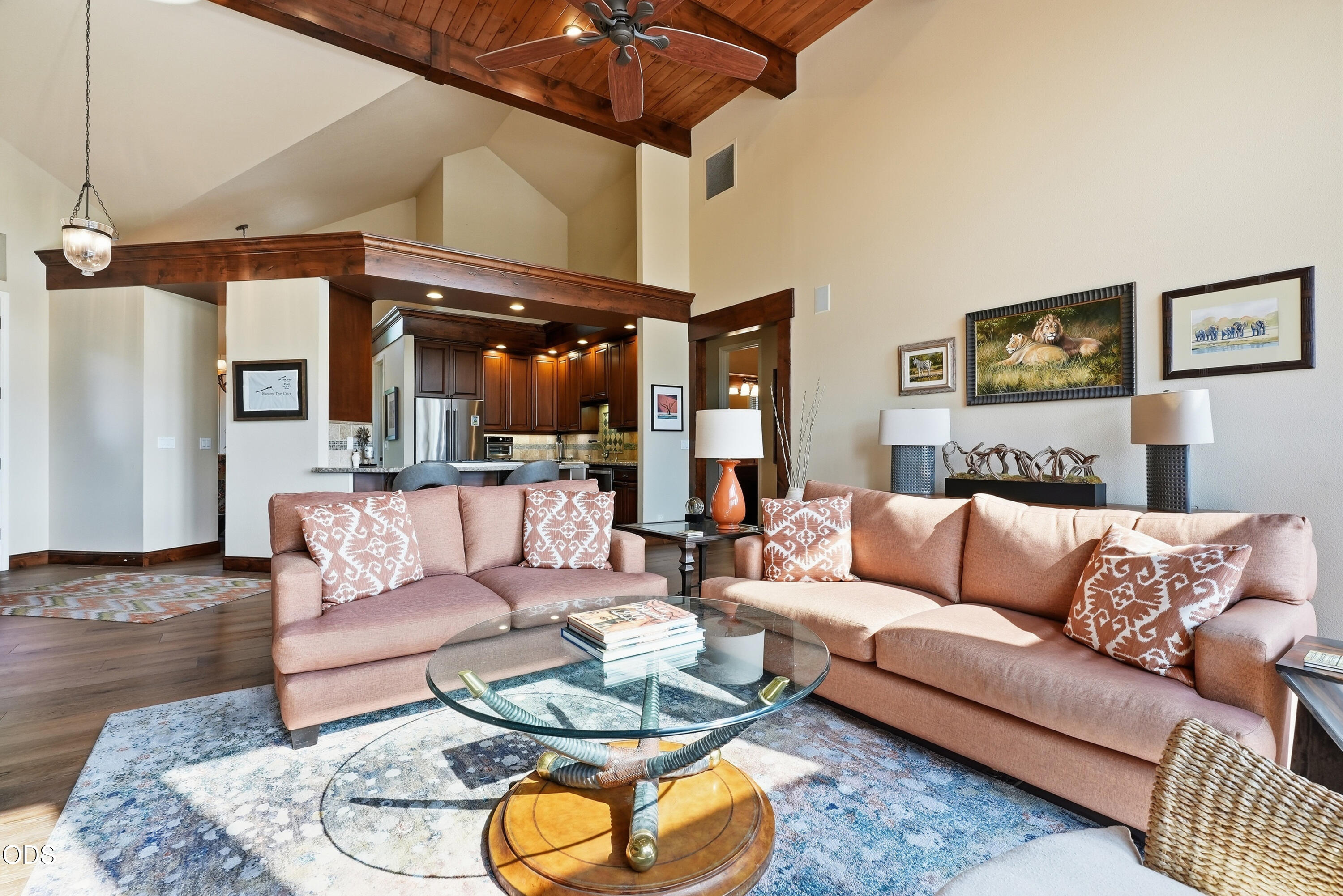 61927 Fall Creek Loop