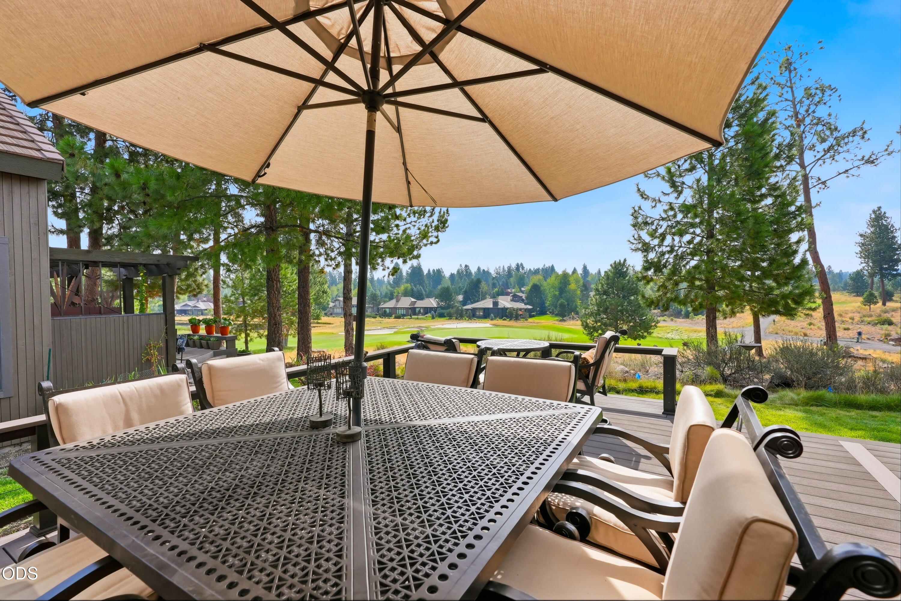 61927 Fall Creek Loop