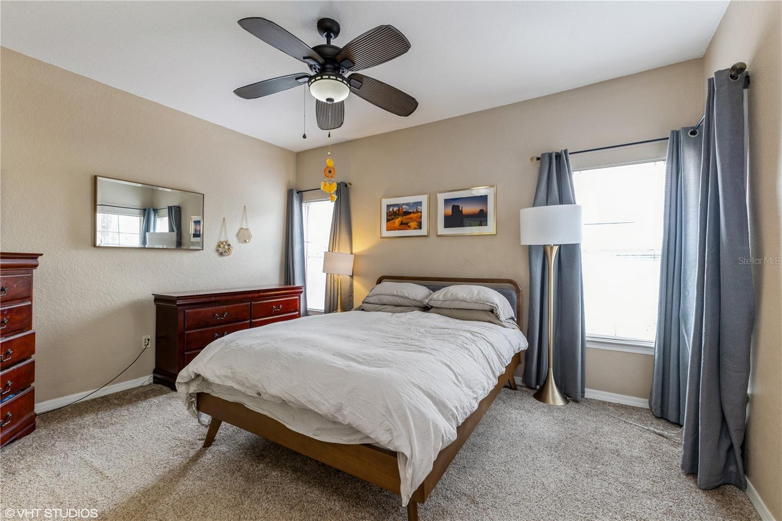 5209 WELLINGTON PARK CIR #33