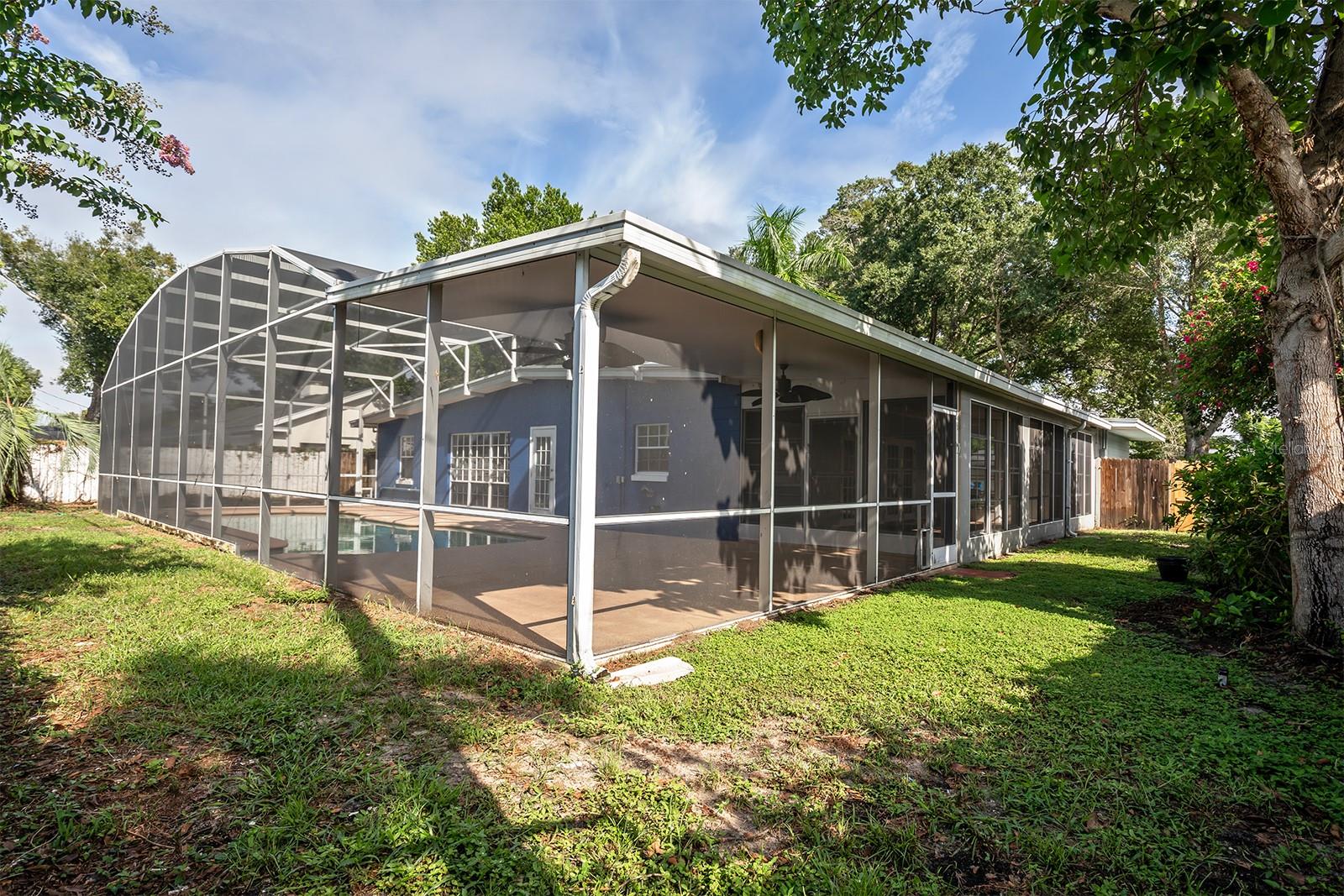 2148 CHIPPEWA TRL
