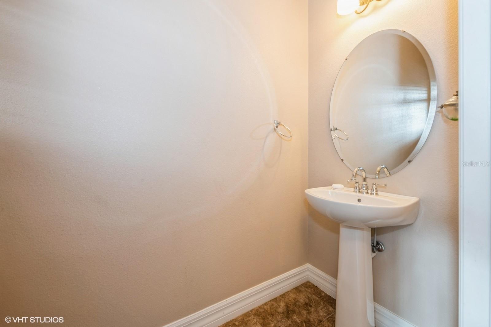 3006 SEAVIEW CASTLE DR