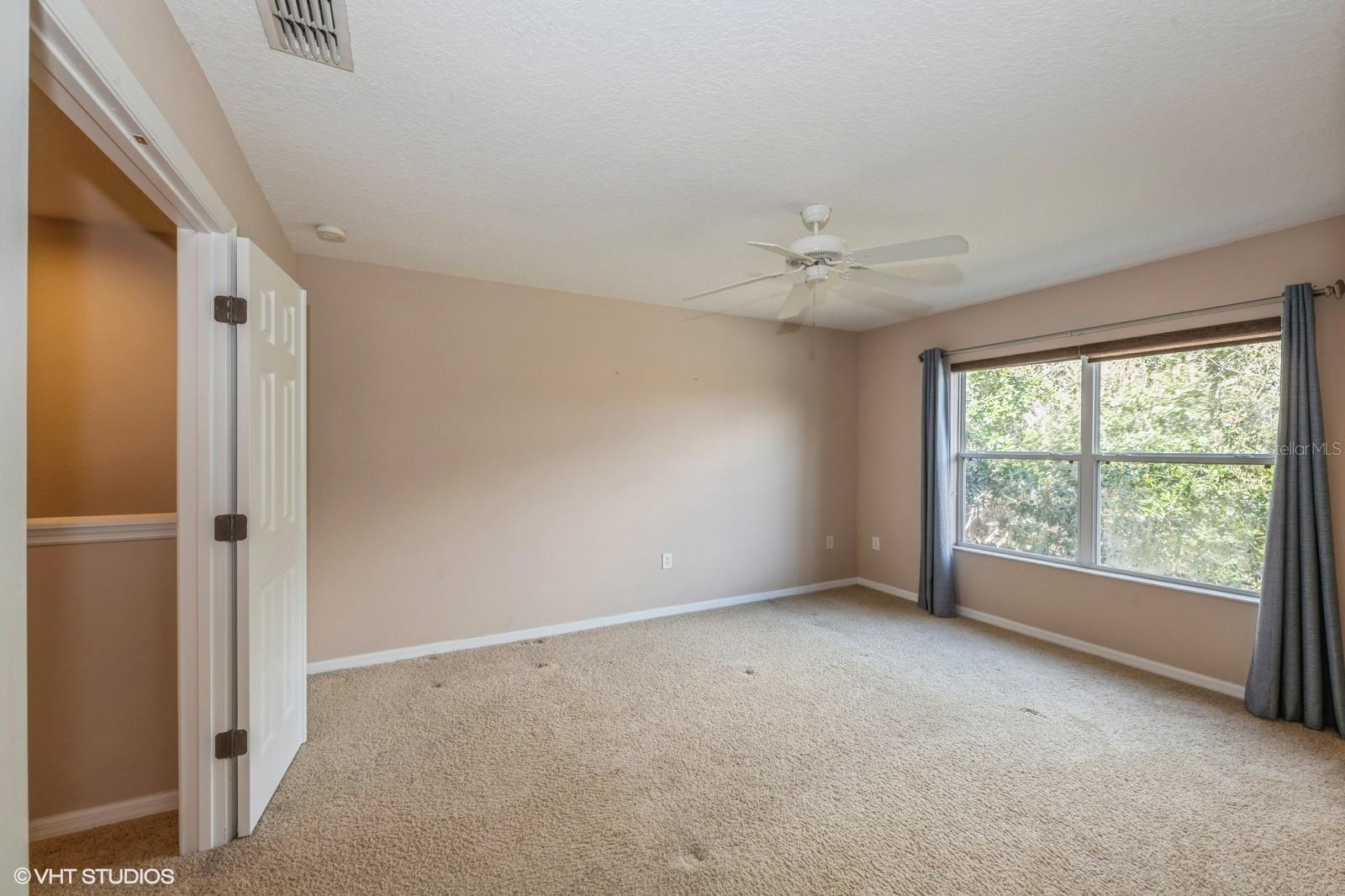 3006 SEAVIEW CASTLE DR