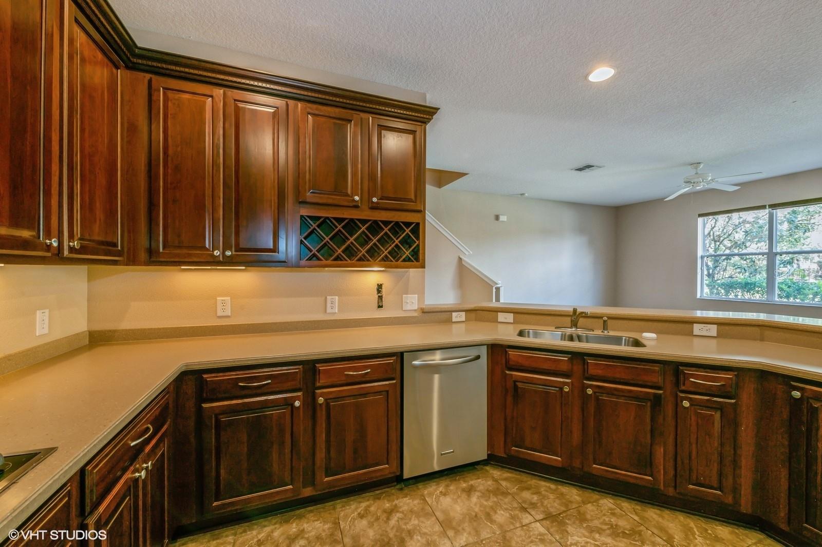 3006 SEAVIEW CASTLE DR