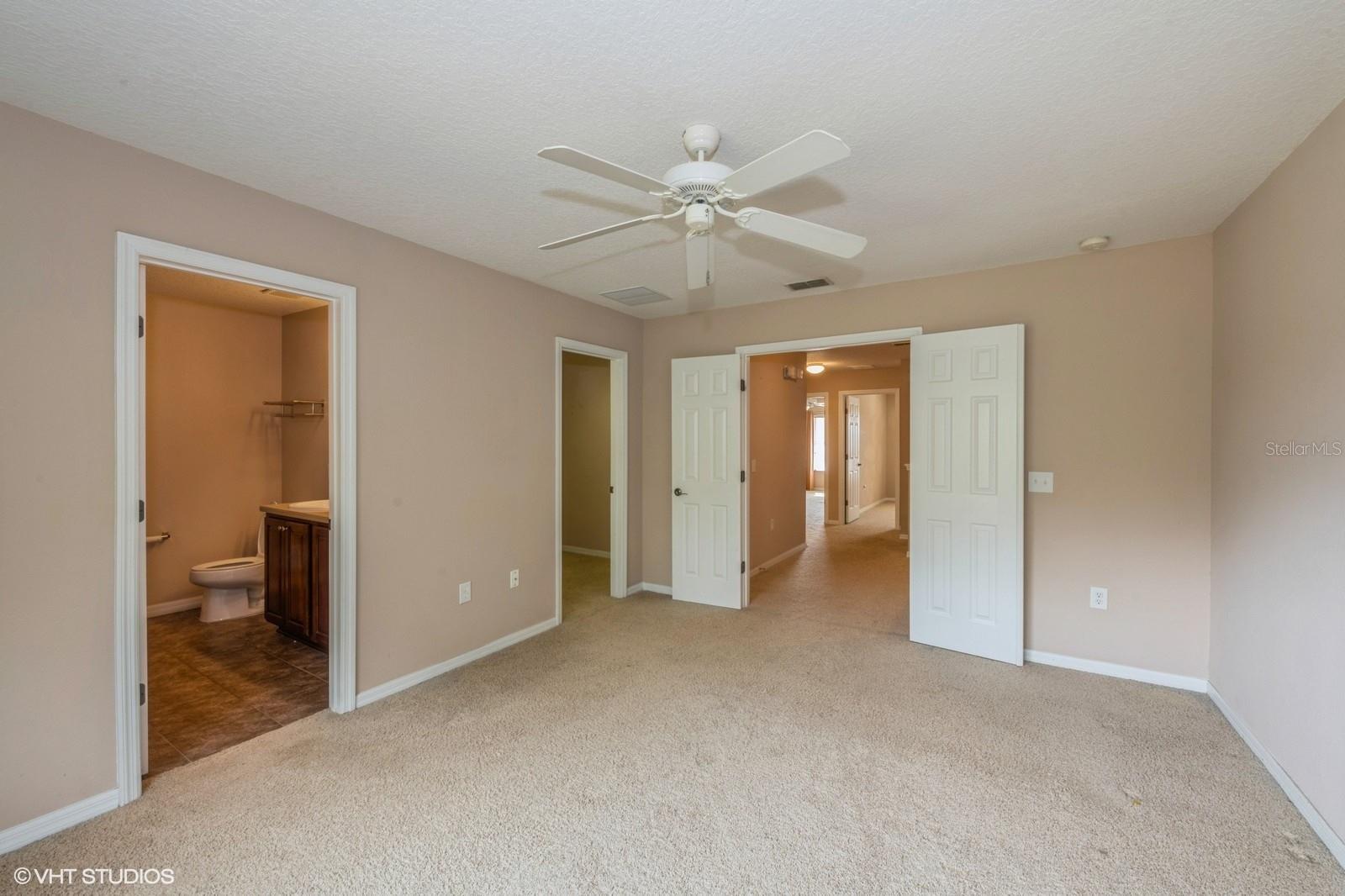 3006 SEAVIEW CASTLE DR