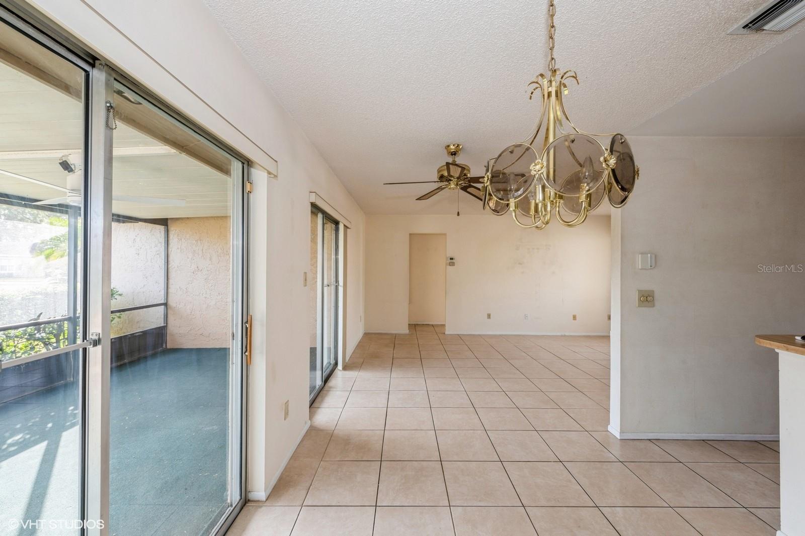 10656 WHITMAN CIR
