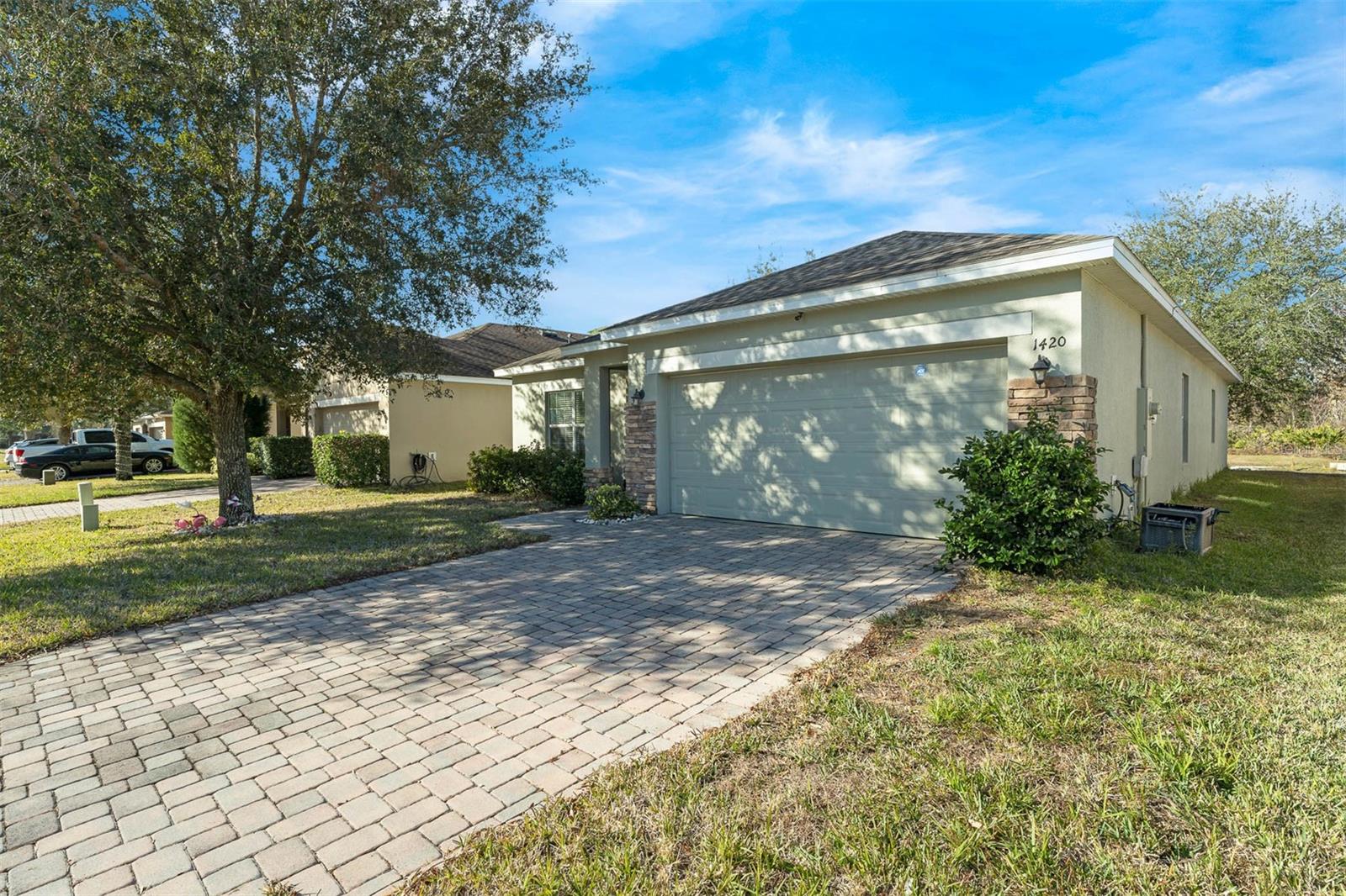 1420 MARSH MEADOW LN