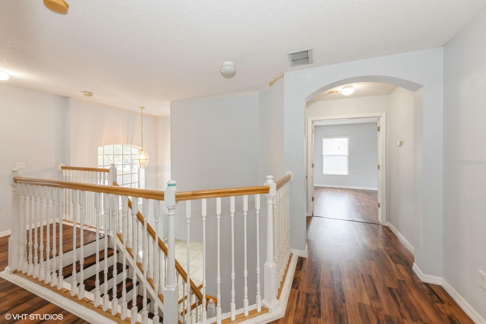 8476 LAKE AMHURST TRL