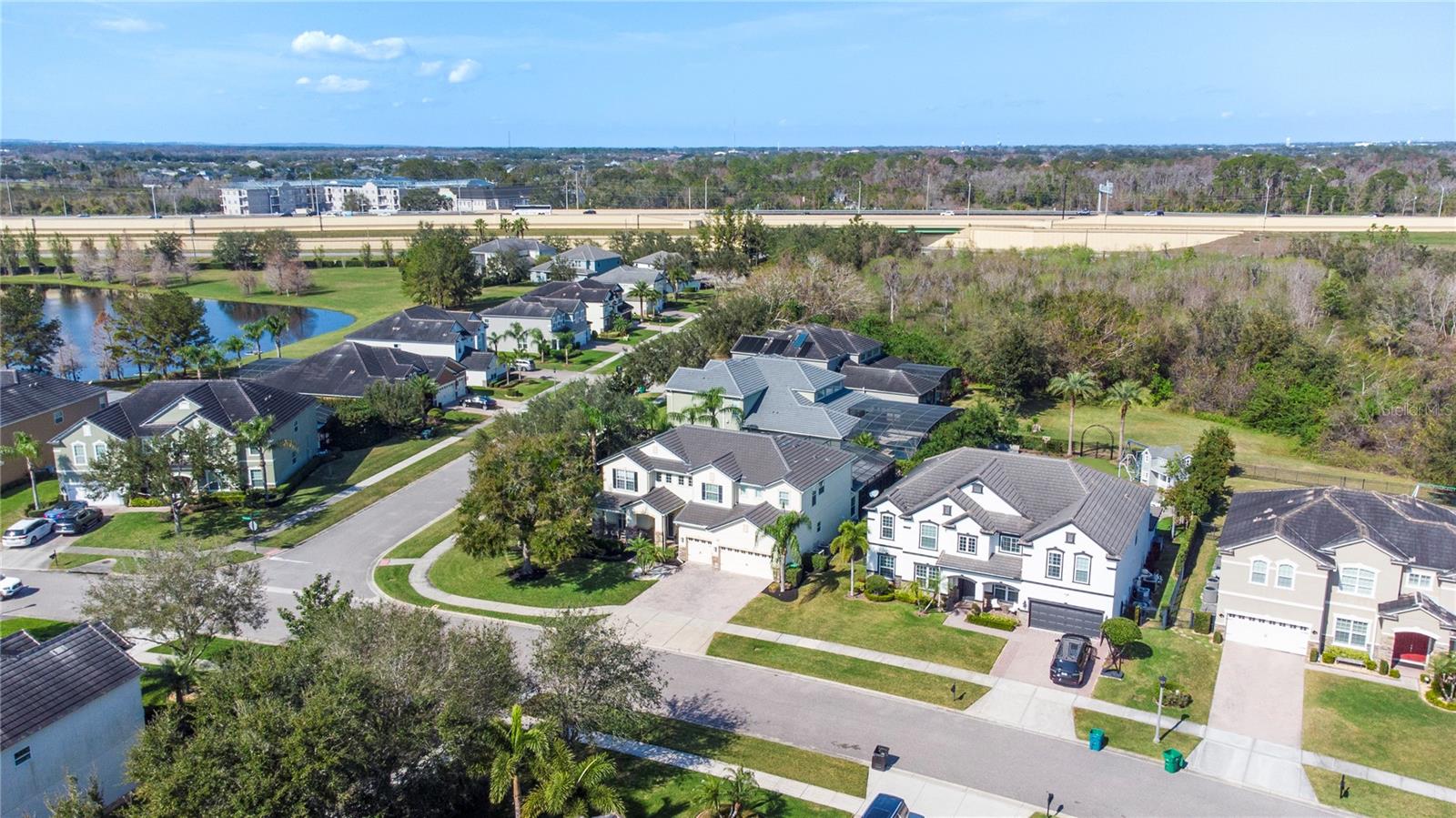 1910 LAKE ROBERTS LANDING DR
