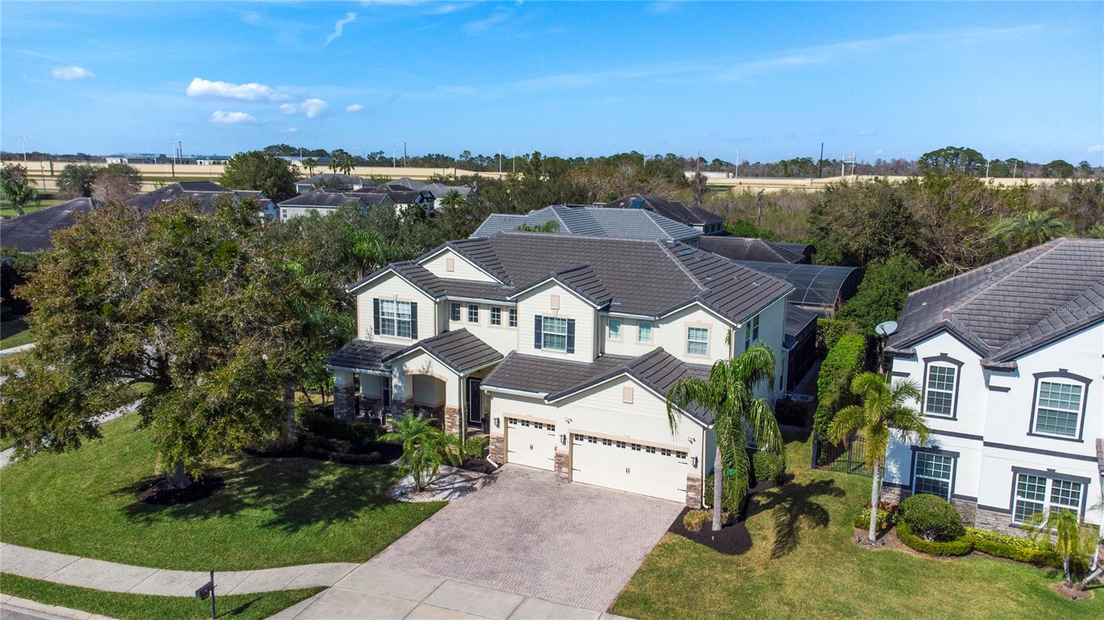 1910 LAKE ROBERTS LANDING DR
