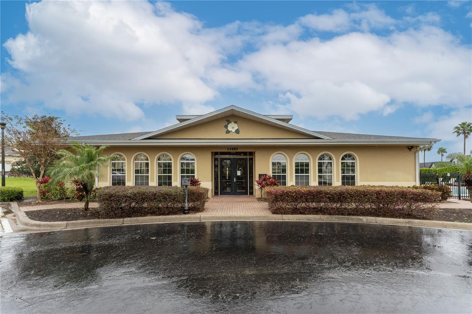 17343 SUMMER OAK LN