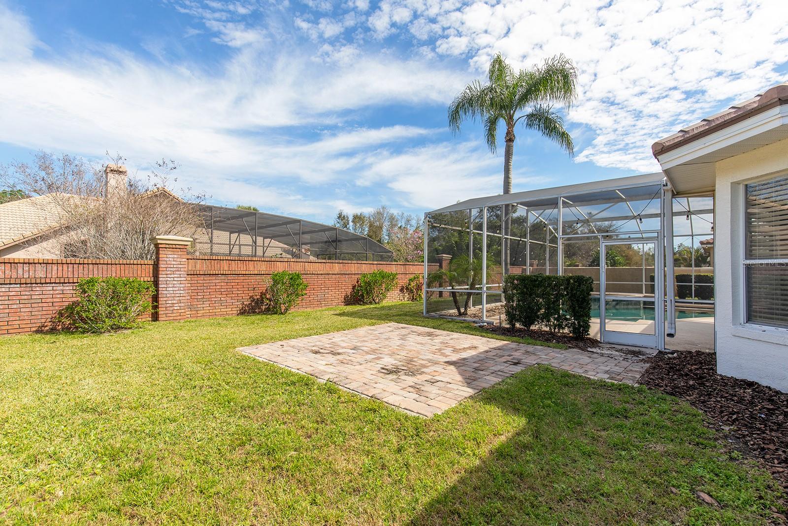 8661 CRESTGATE CIR