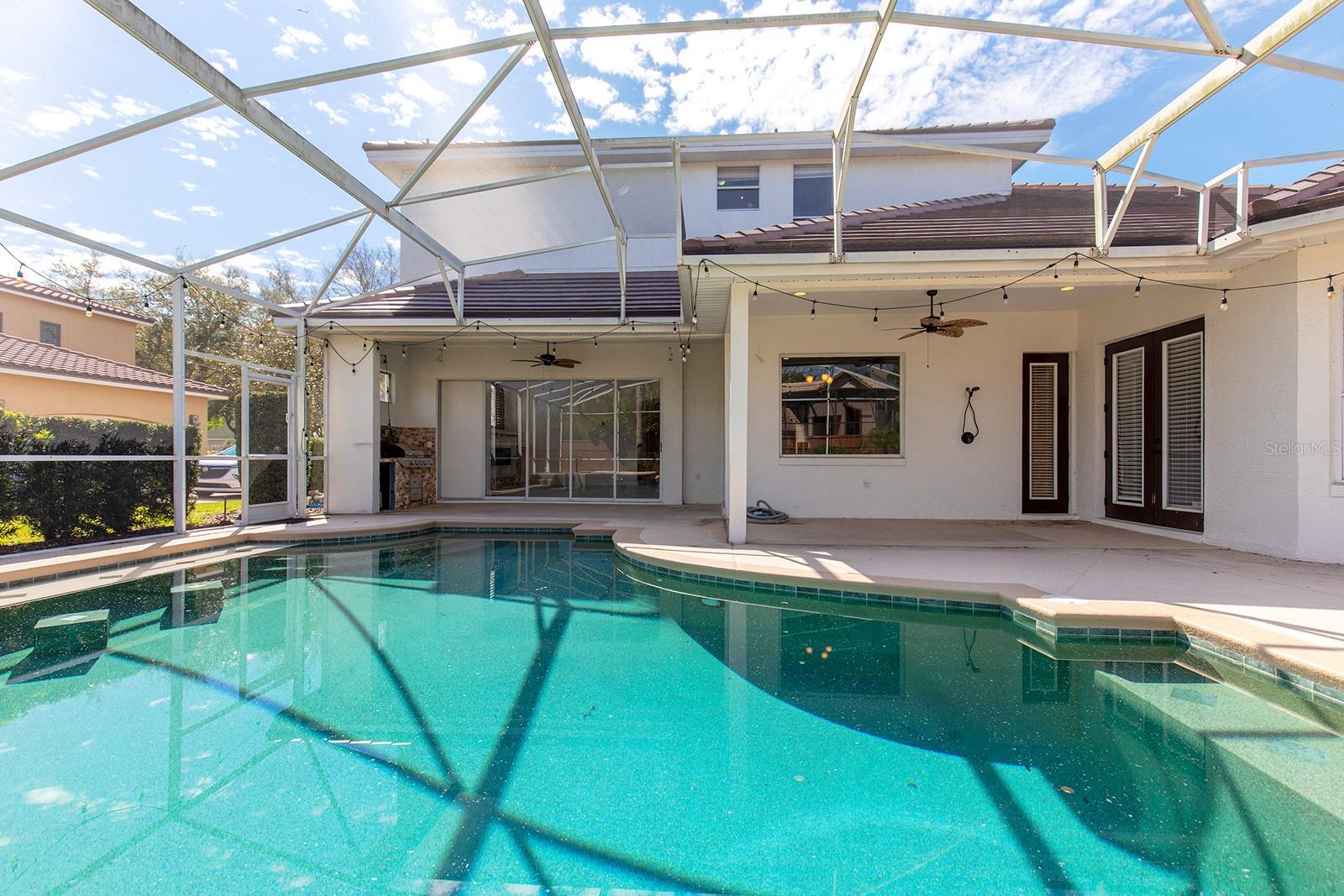 8661 CRESTGATE CIR